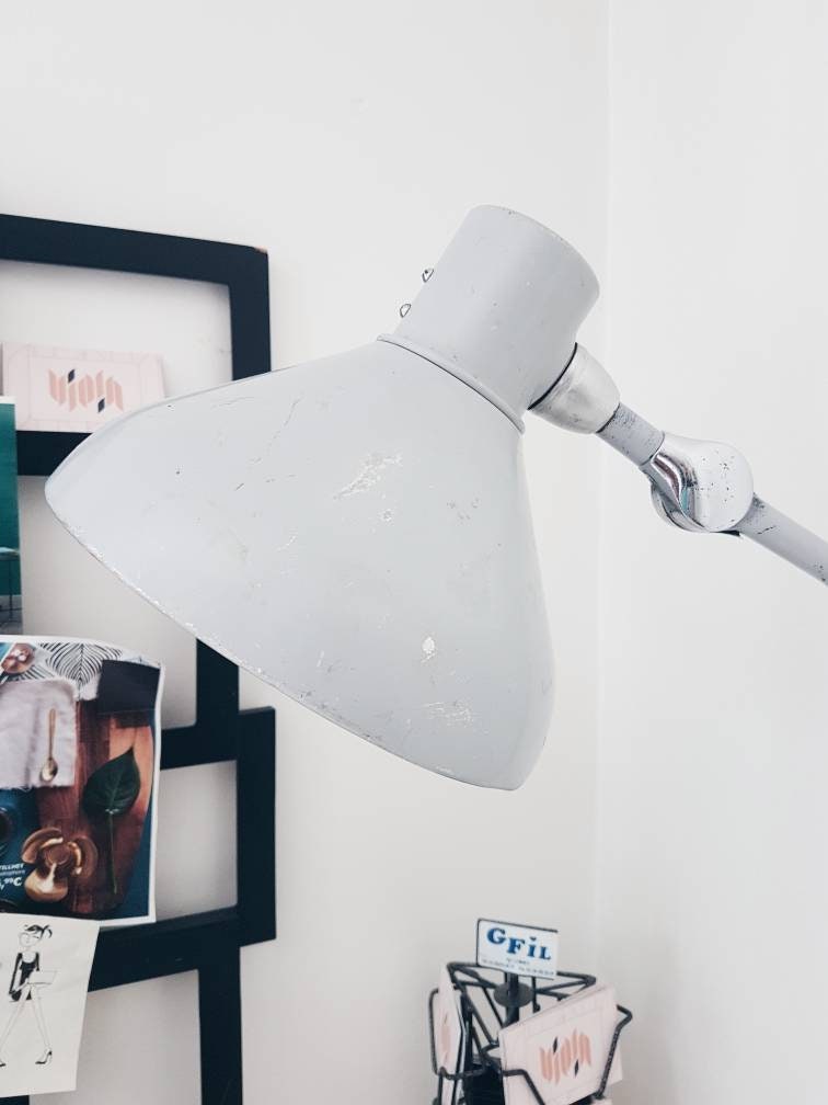 Lampe Atelier JUMO GS1 grise style JIELDE, 1950 - violn.fr