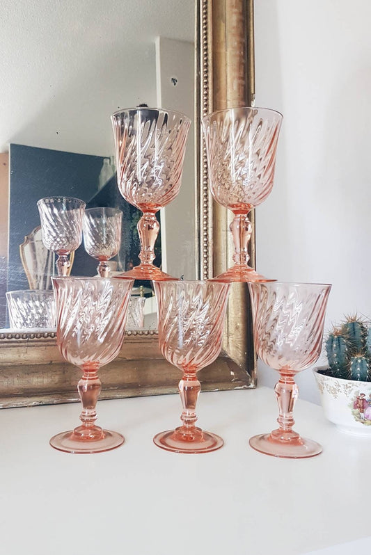 6 Verres à eau Luminarc modèle "ROSALINE" en verre dépression rose 20 cl - violn.fr