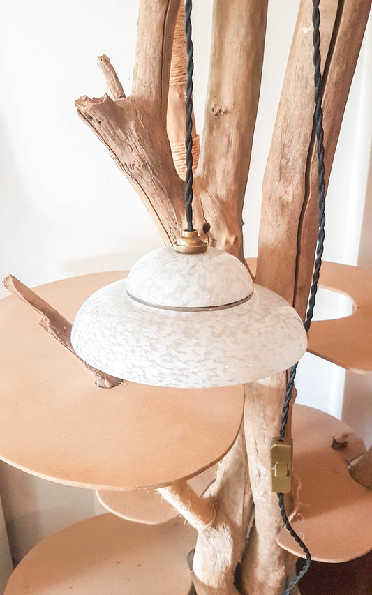 Vintage lamp in customizable white Clichy glass