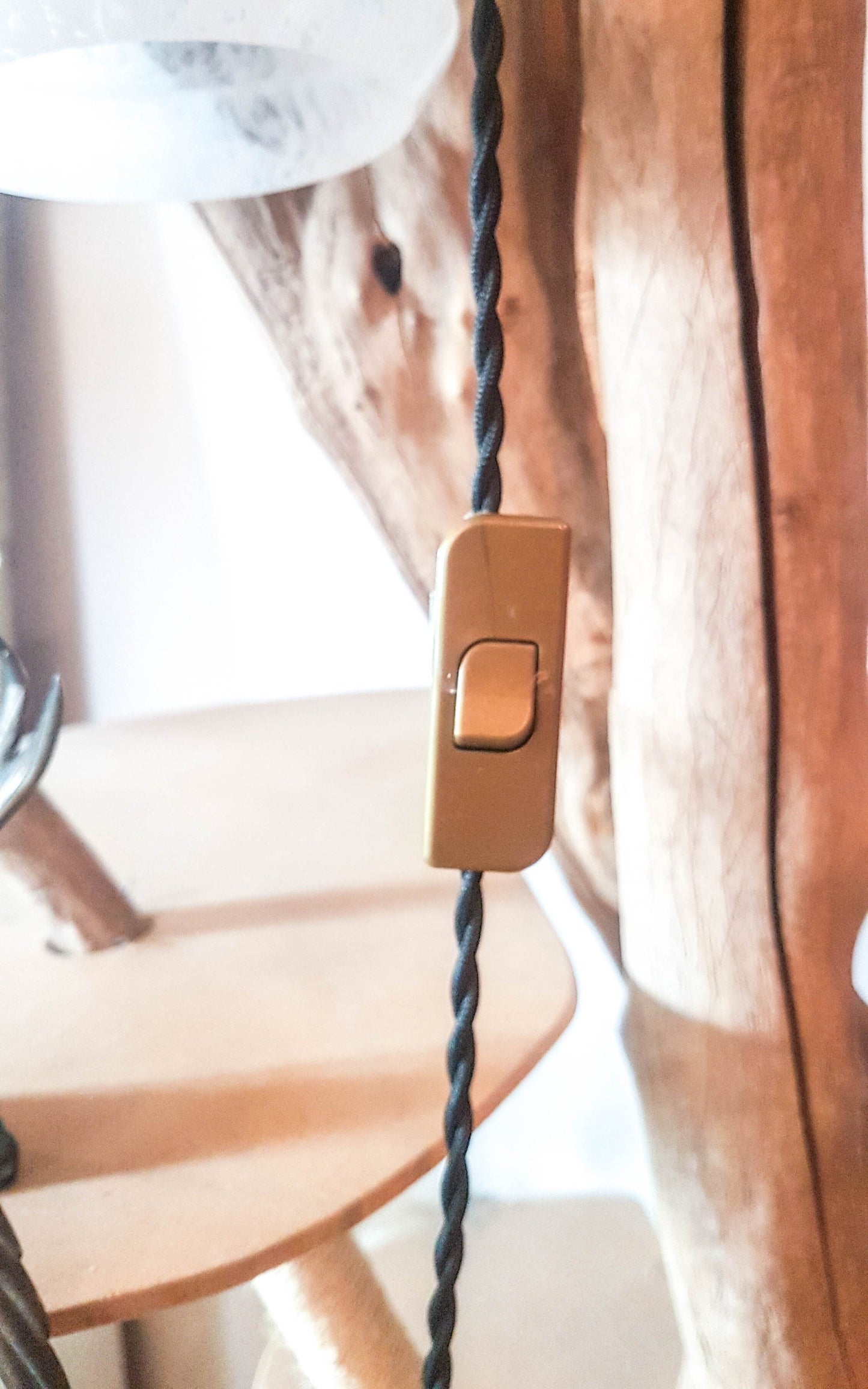 Suspension vintage abat jour opaline blanche, 1950