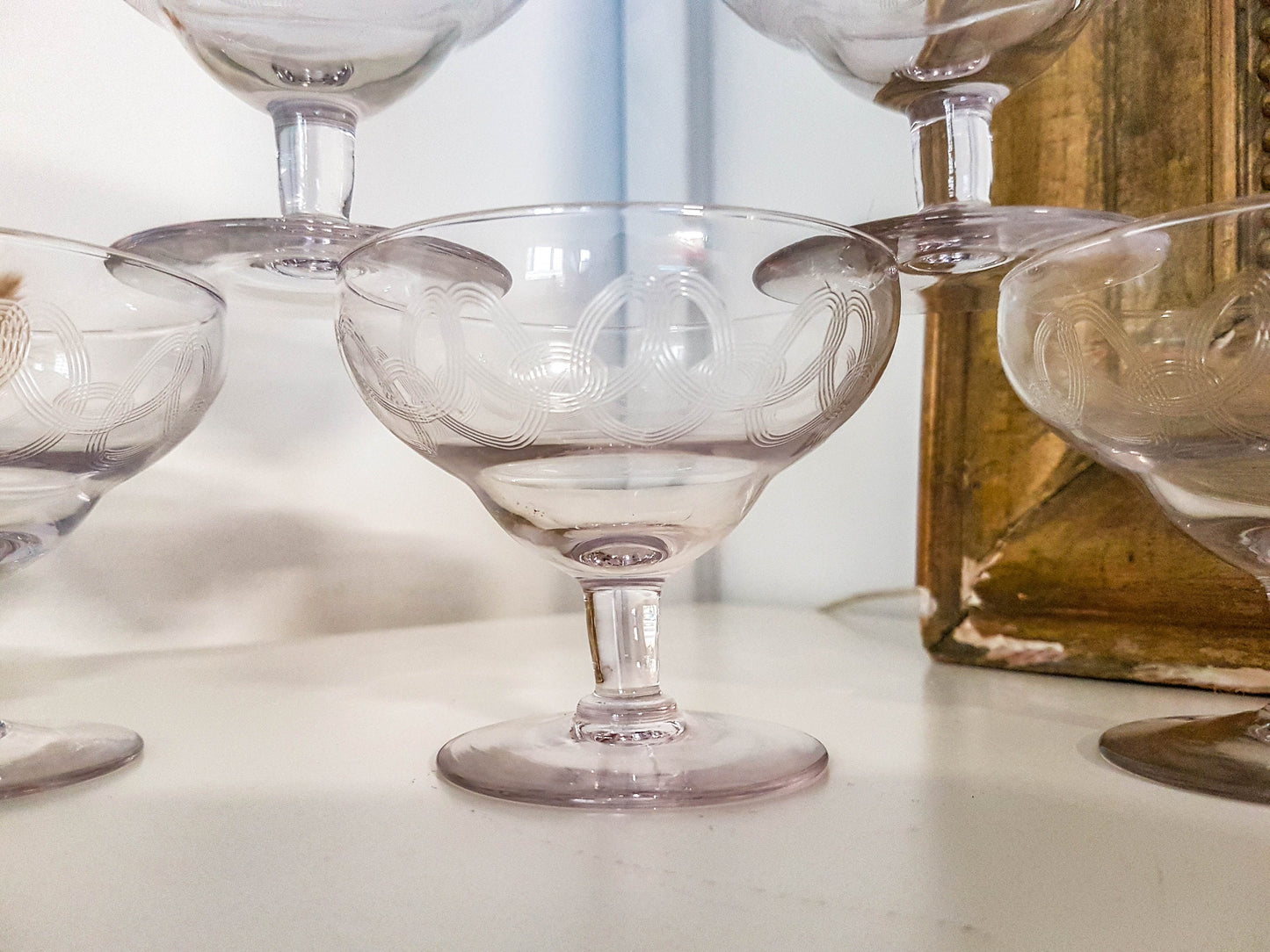 6 coupes à vin ou liqueur en cristal gravé vintage