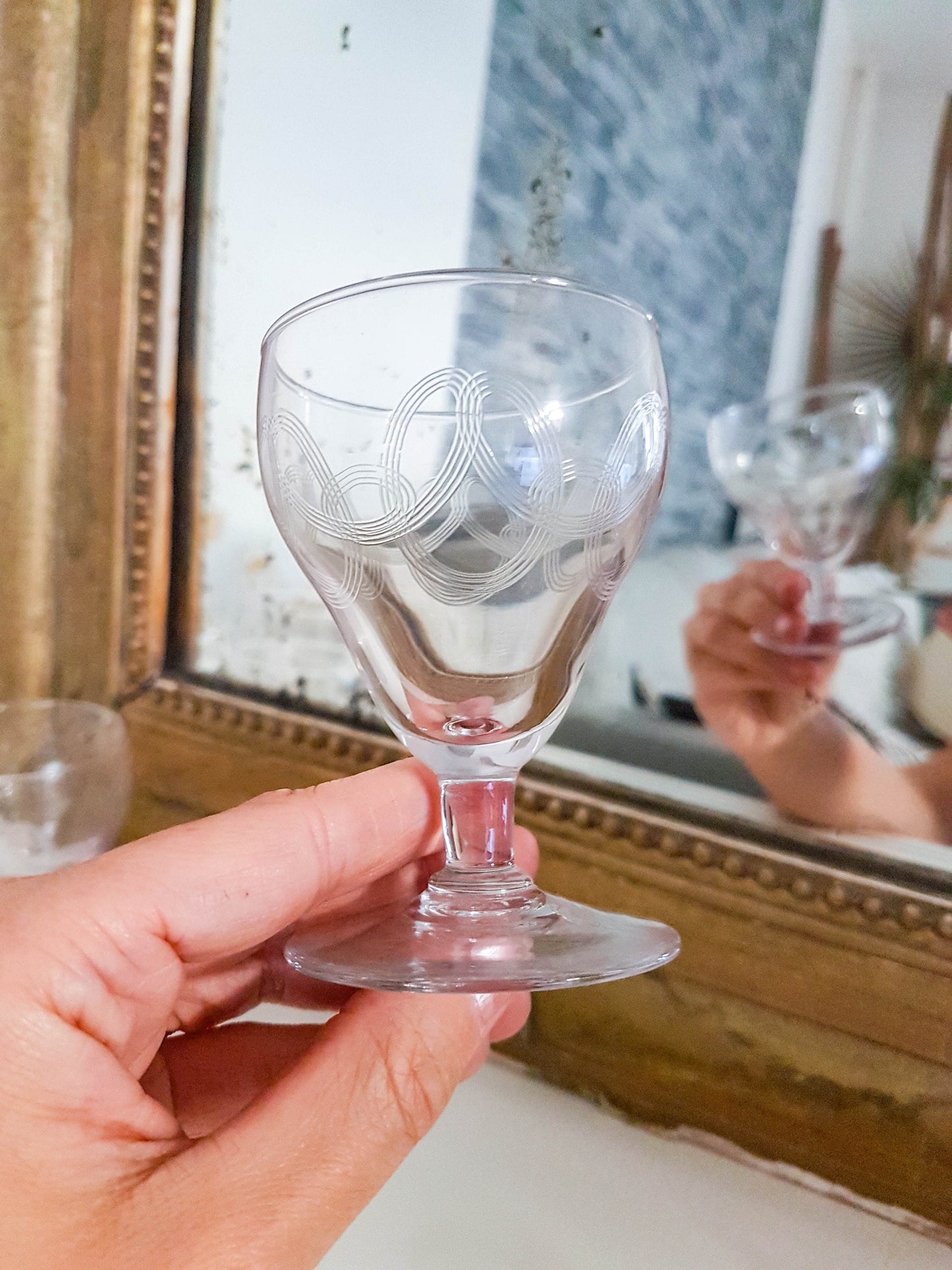 6 Verres à porto ou liqueur en cristal gravé vintage