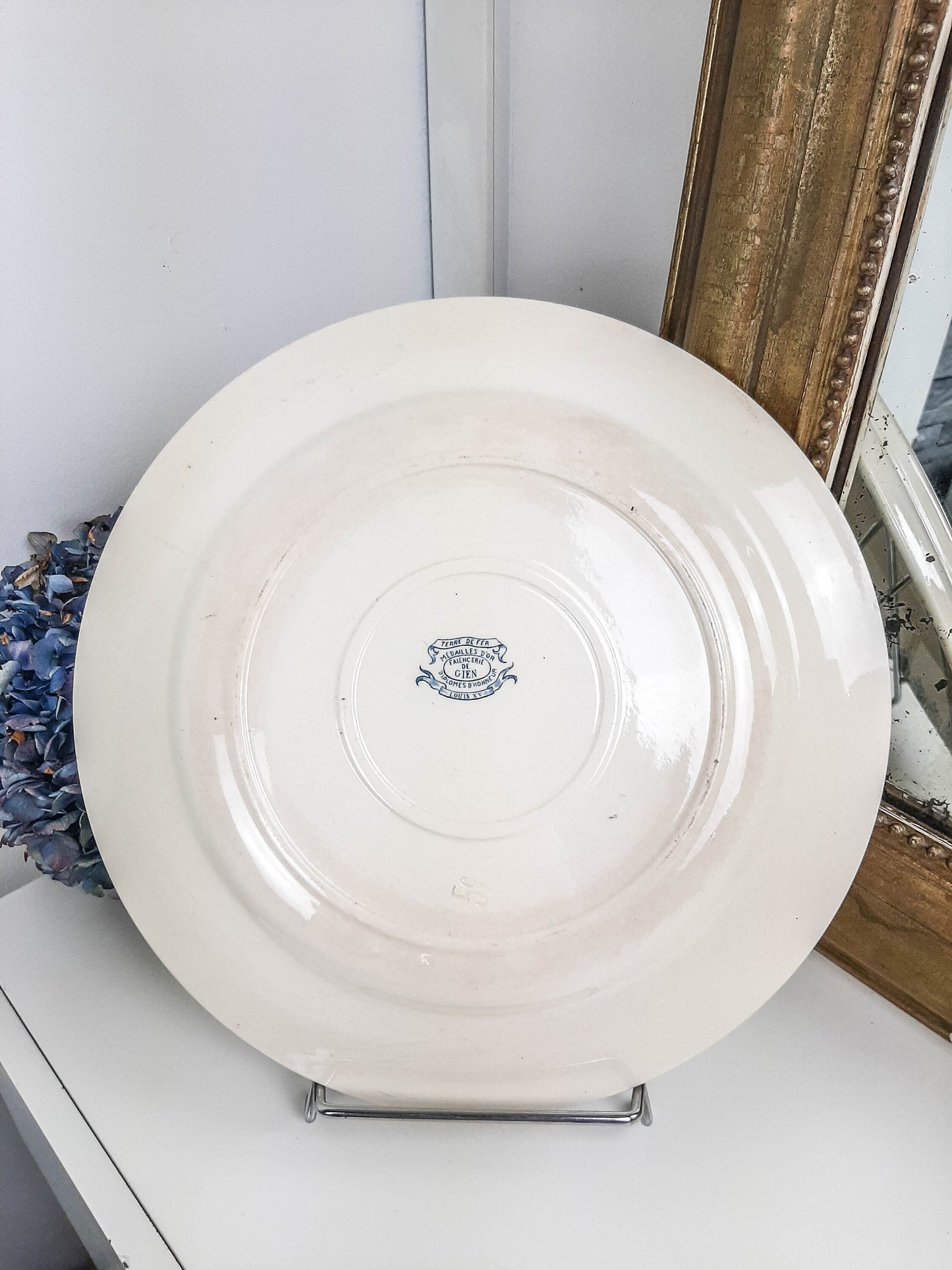 Grand plat LOUIS XV Faïence de Gien Terre de fer - violn.fr