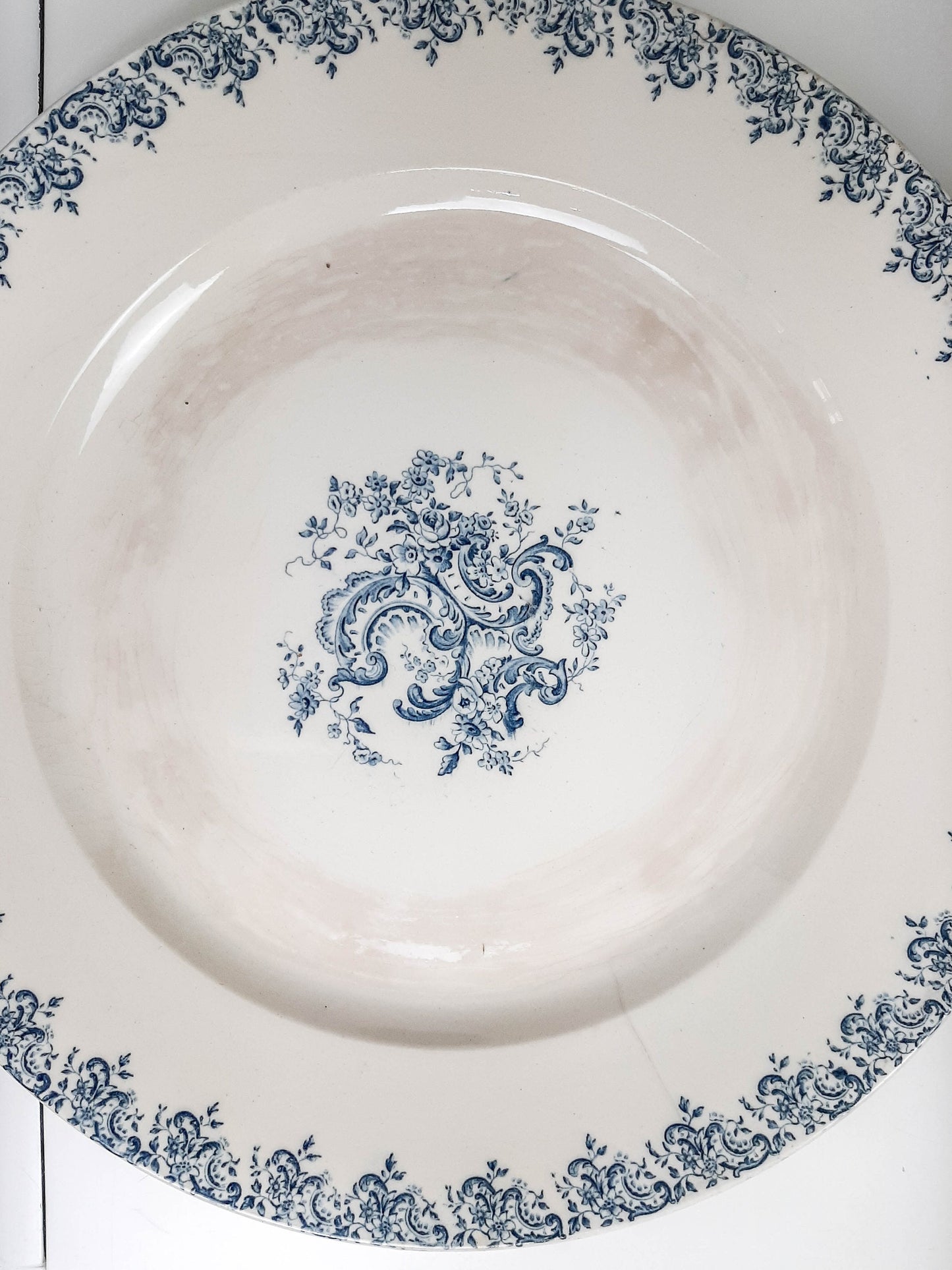 Grand plat LOUIS XV Faïence de Gien Terre de fer - violn.fr