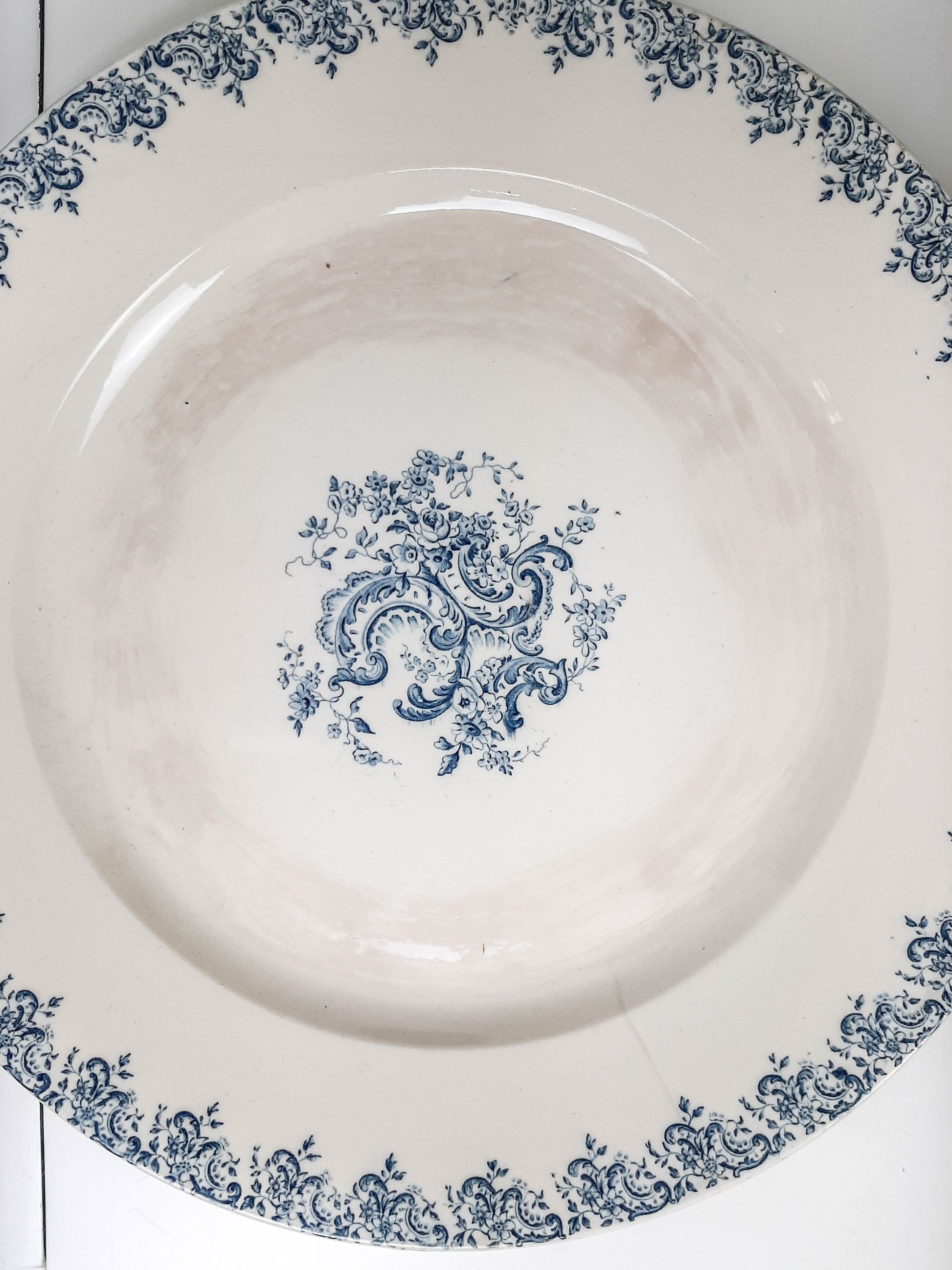 Grand plat LOUIS XV Faïence de Gien Terre de fer - violn.fr