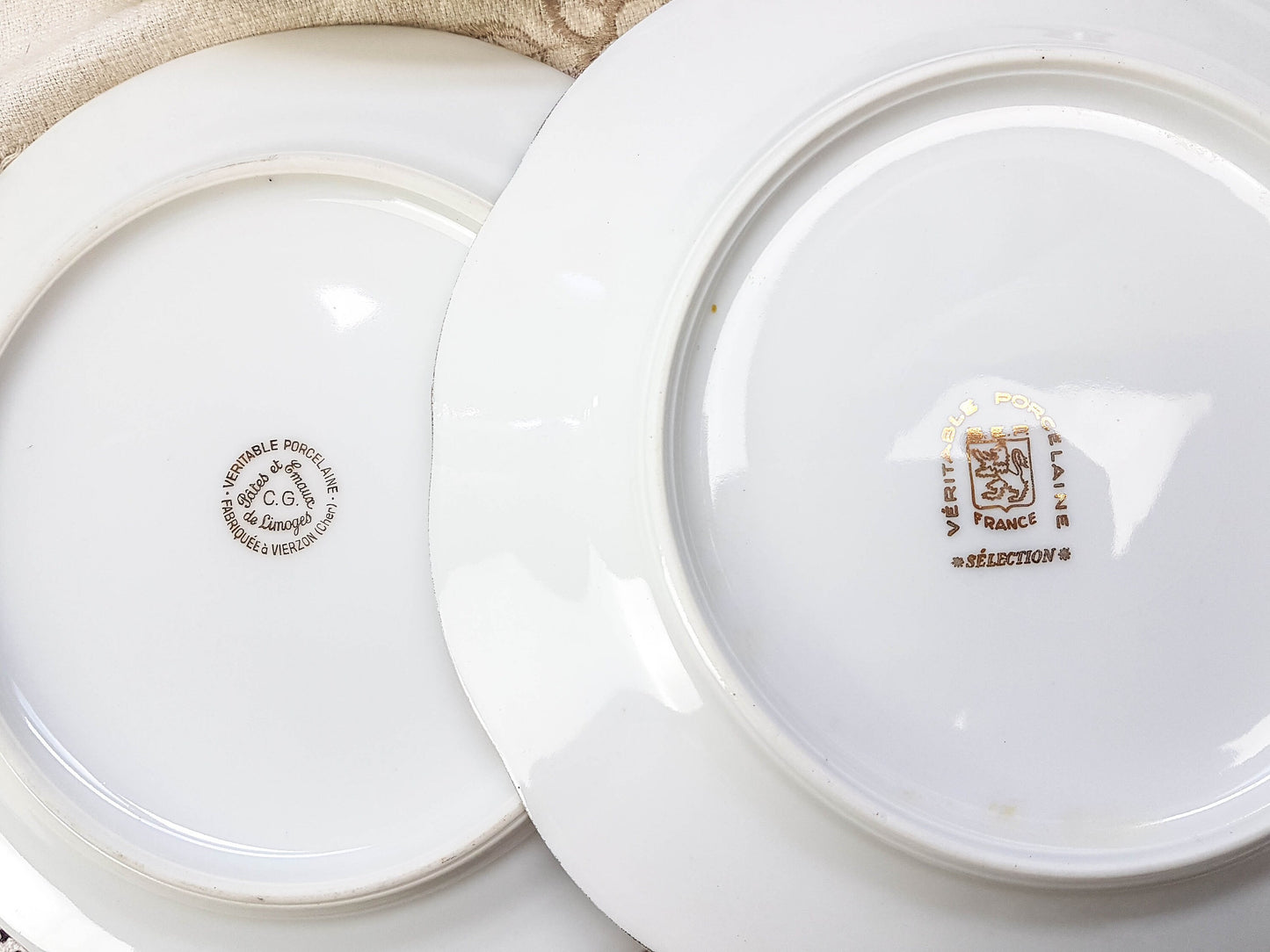 Service de table pour 2 personnes, 4 Assiettes dépareillées, couverts, verres MICHELLE - violn.fr