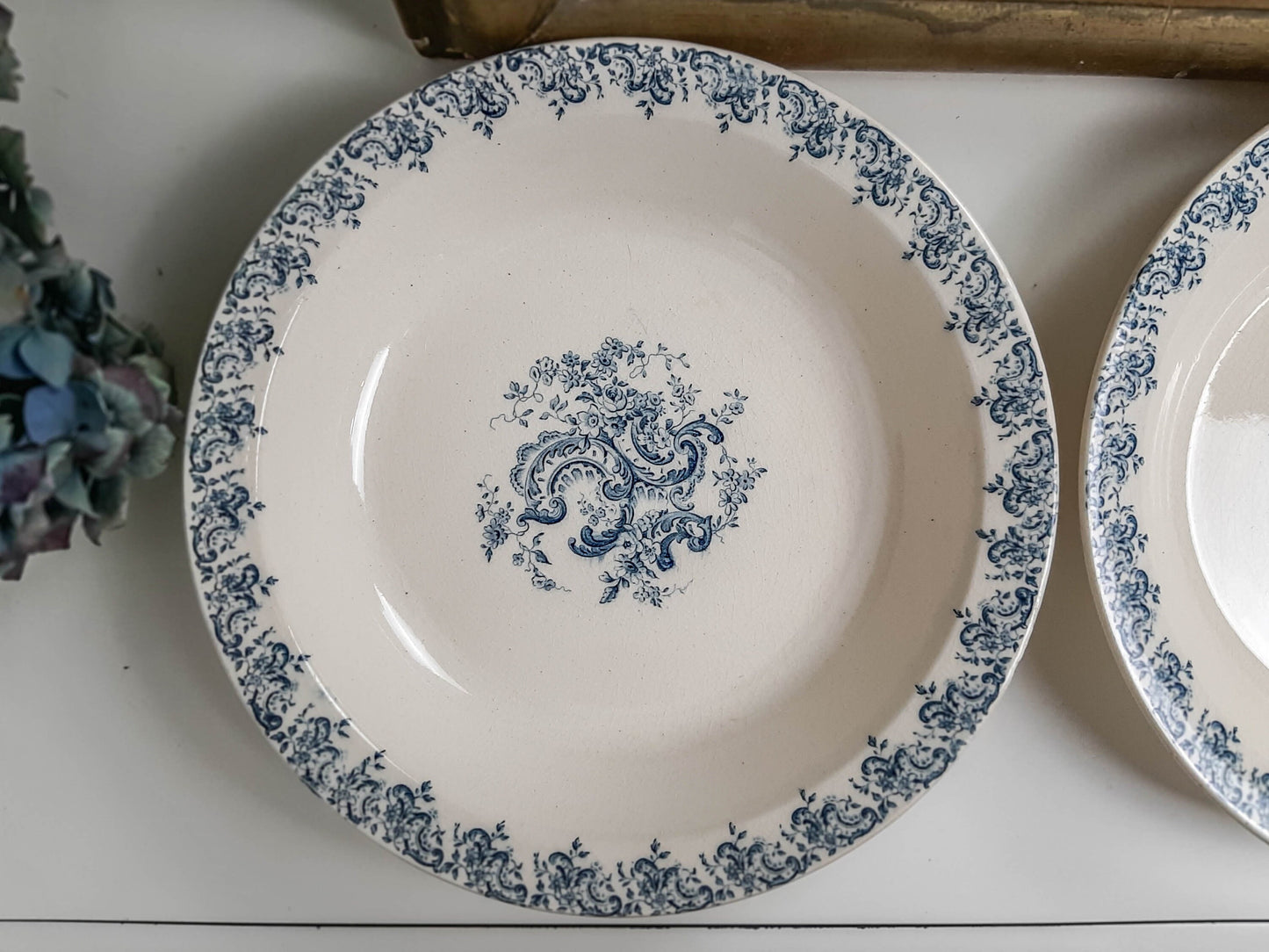Plat creux terre de fer Gien modèle LOUIS XV - violn.fr