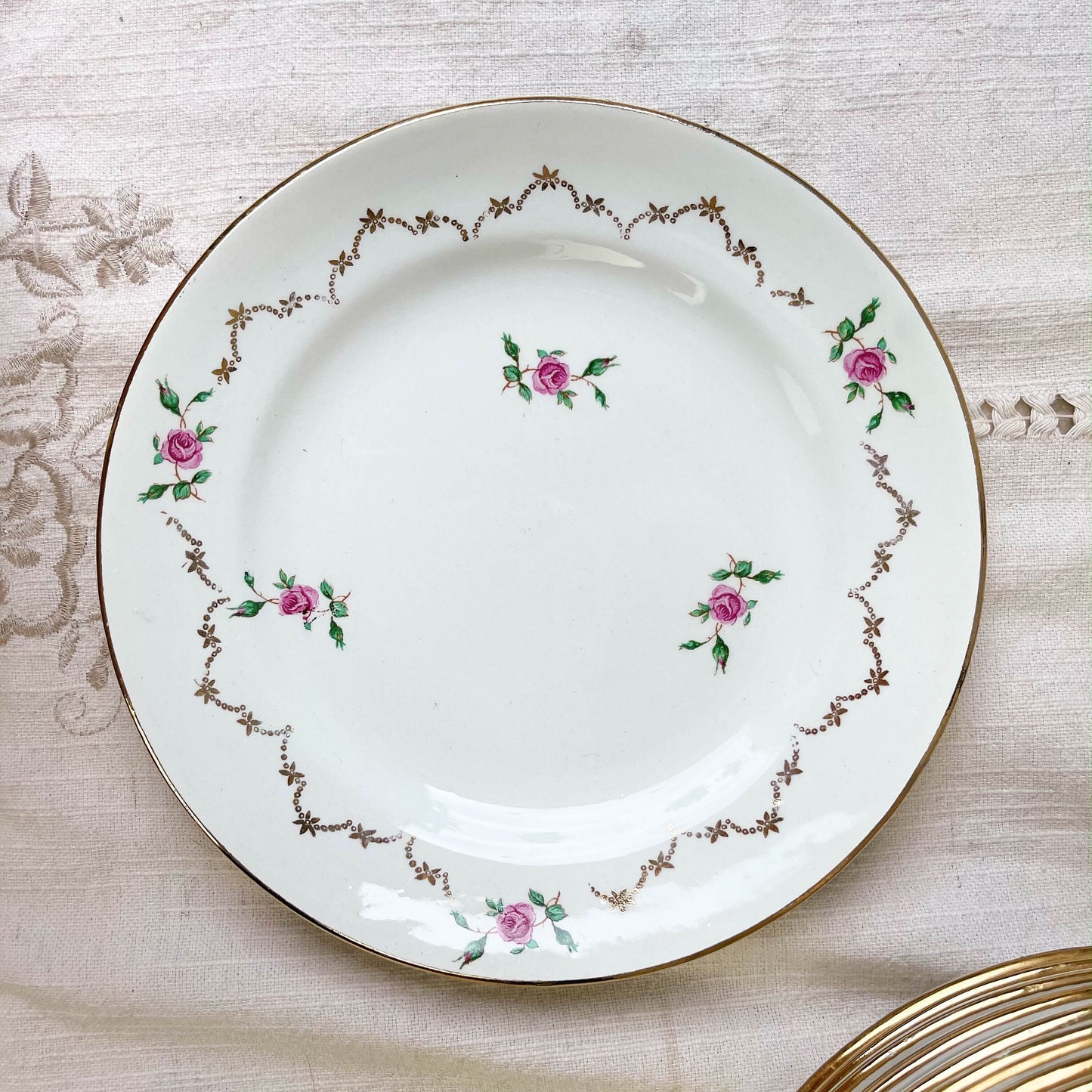 L'AMANDINOISE porcelain dessert service