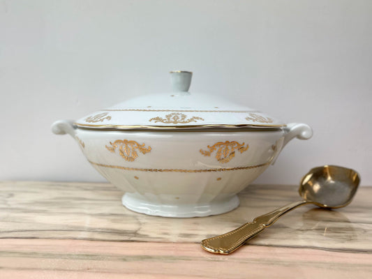 Berry White Porcelain Soup Tureen in Gold