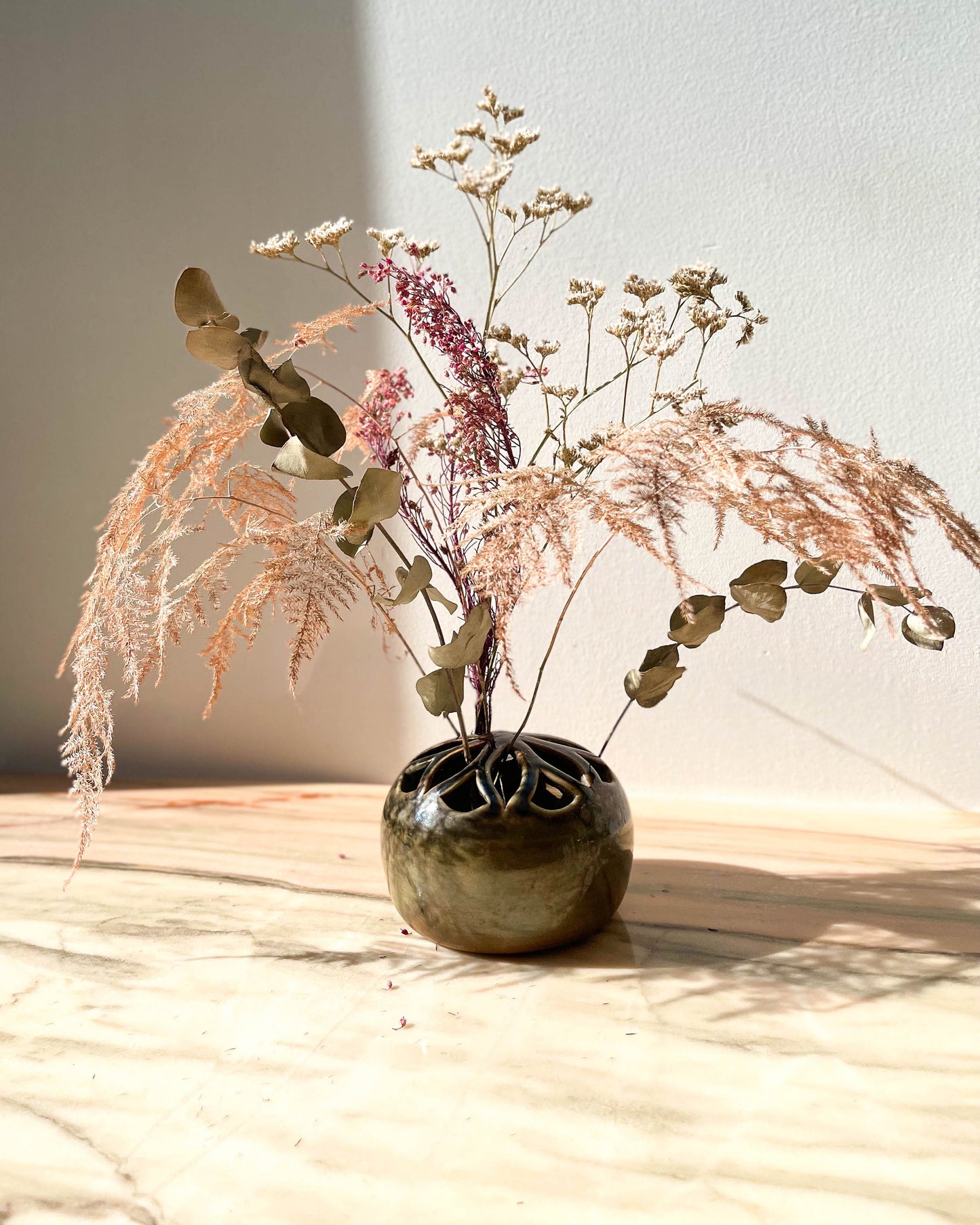 Pique fleur vintage en céramique - violn.fr