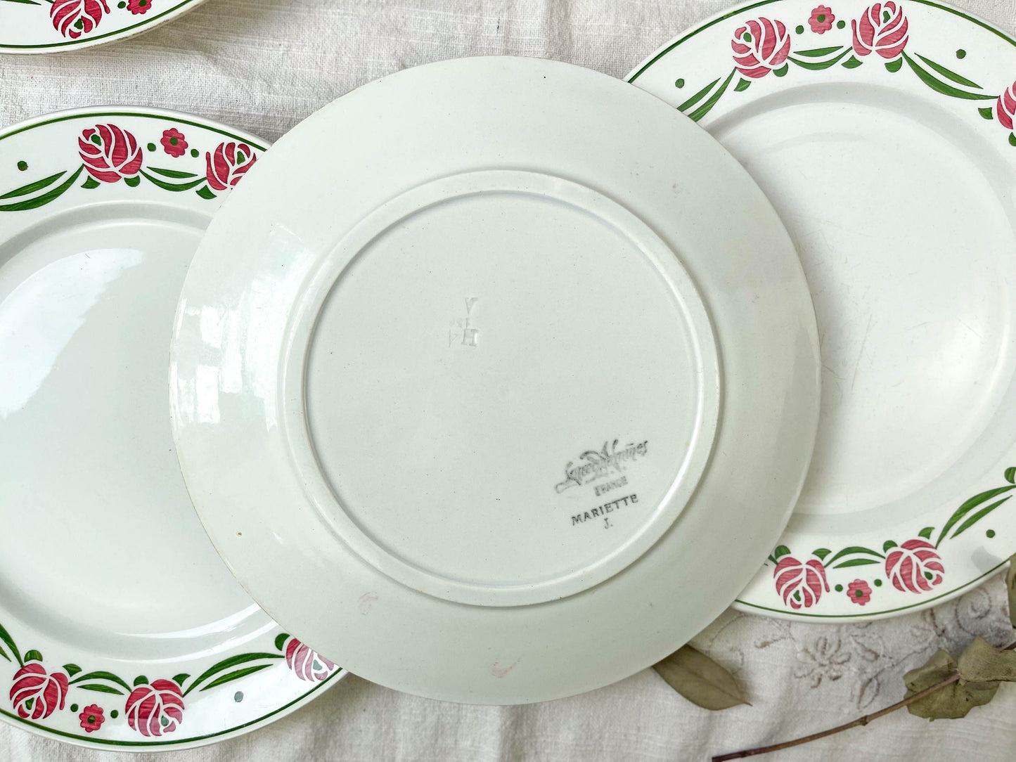 5 Assiettes plates DIGOIN SARREGUEMINES modèle MARIETTE rouge et vert - violn.fr