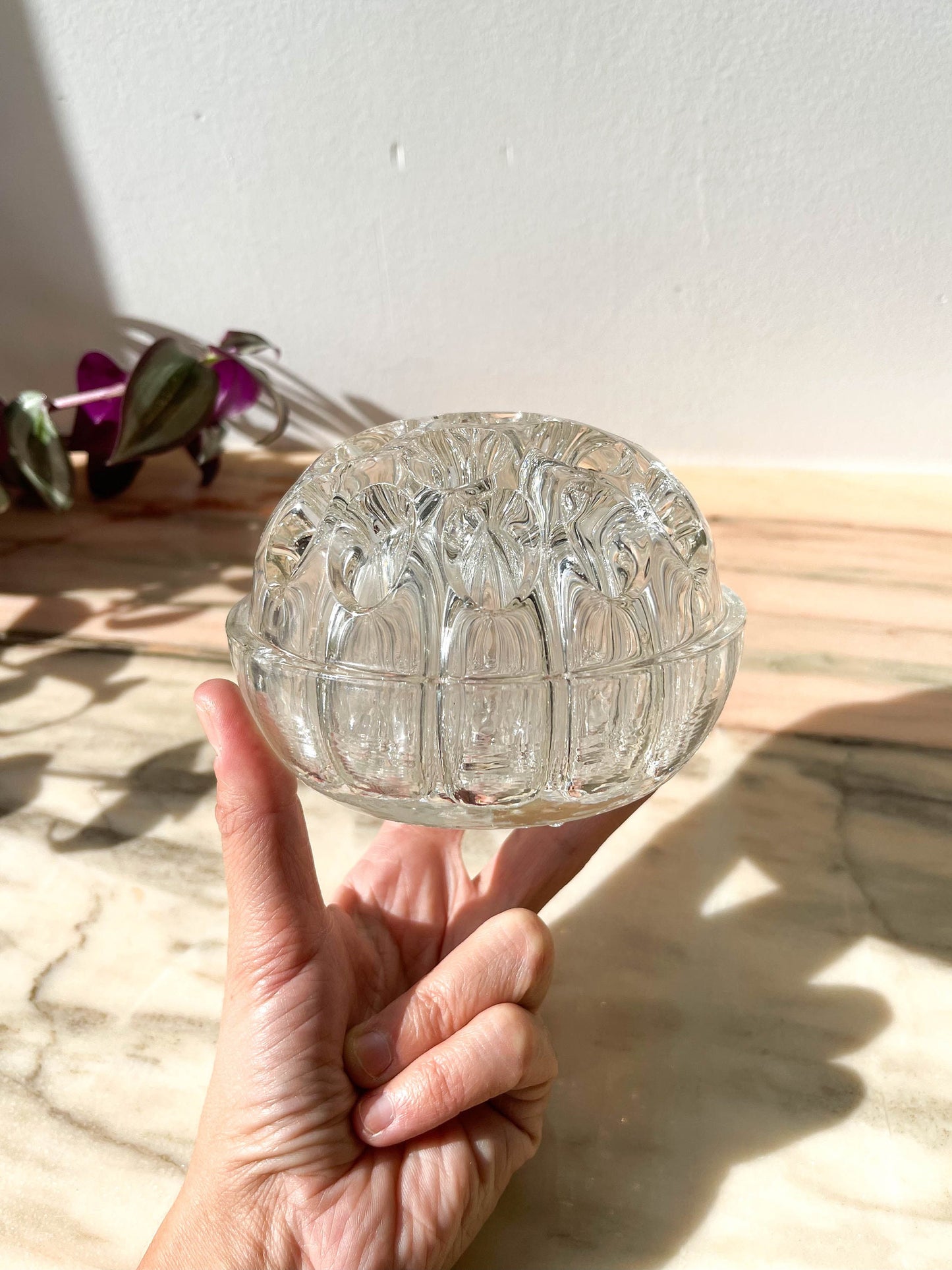 Pique fleur en verre vintage N4 1/2 Made in France