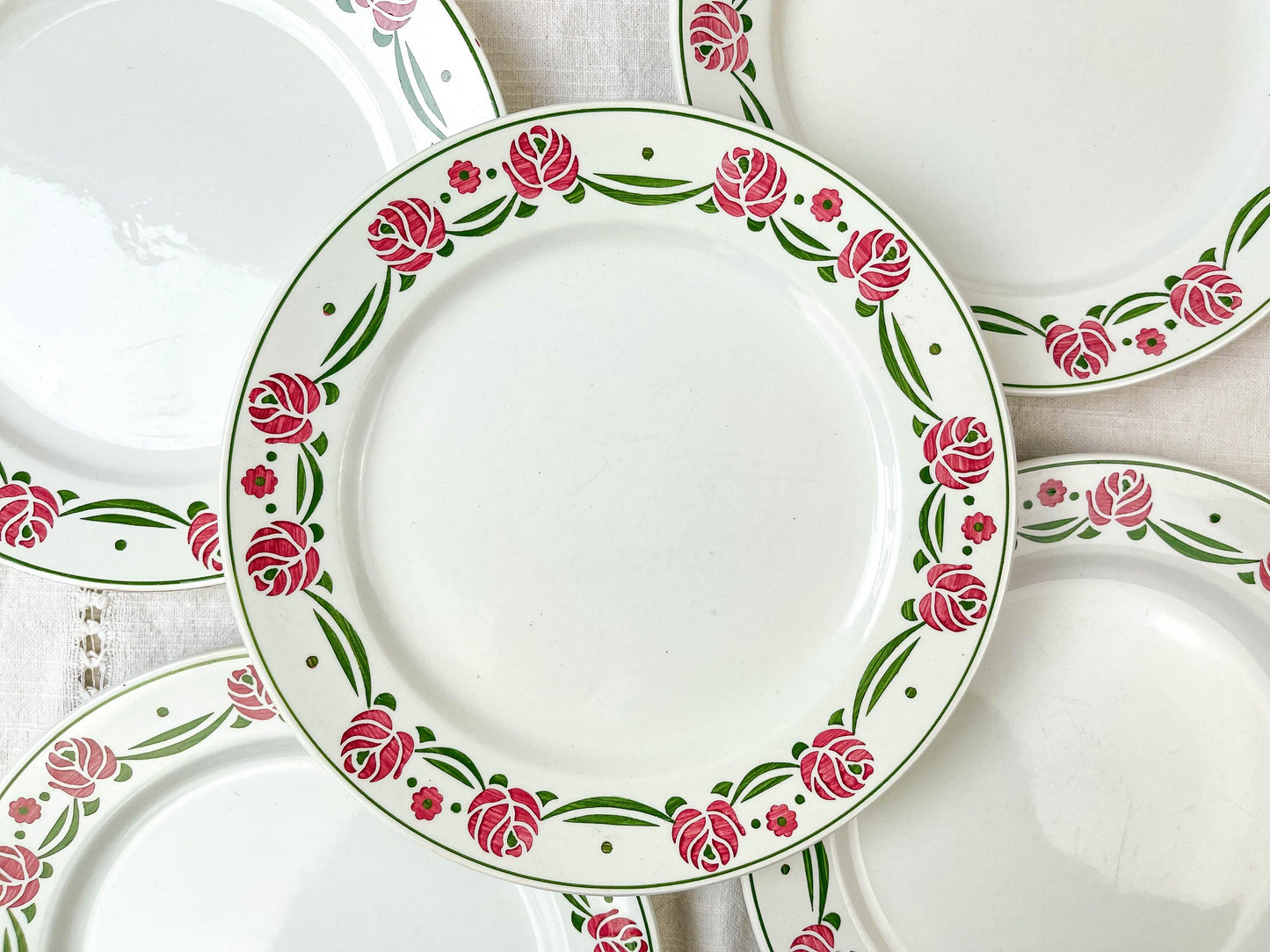 5 Assiettes plates DIGOIN SARREGUEMINES modèle MARIETTE rouge et vert - violn.fr