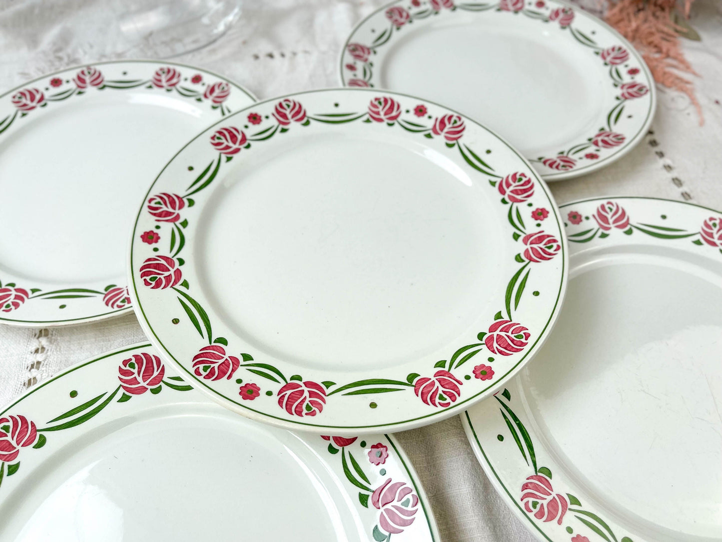 5 Assiettes plates DIGOIN SARREGUEMINES modèle MARIETTE rouge et vert - violn.fr