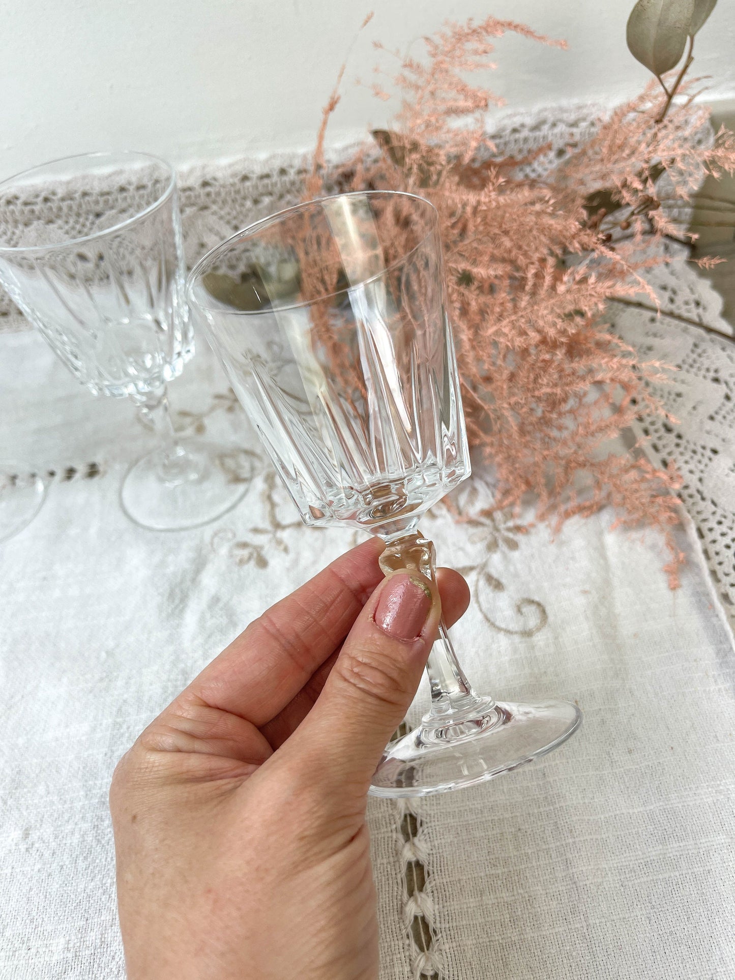 6 Cristal D'Arques white wine glasses VERSAILLES model