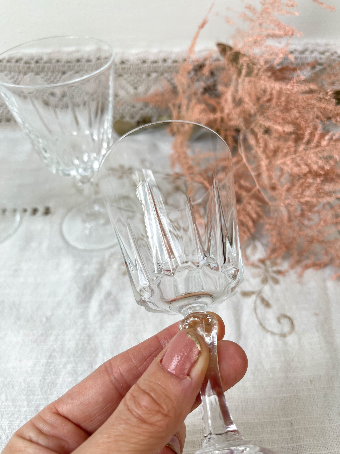 6 Cristal D'Arques white wine glasses VERSAILLES model