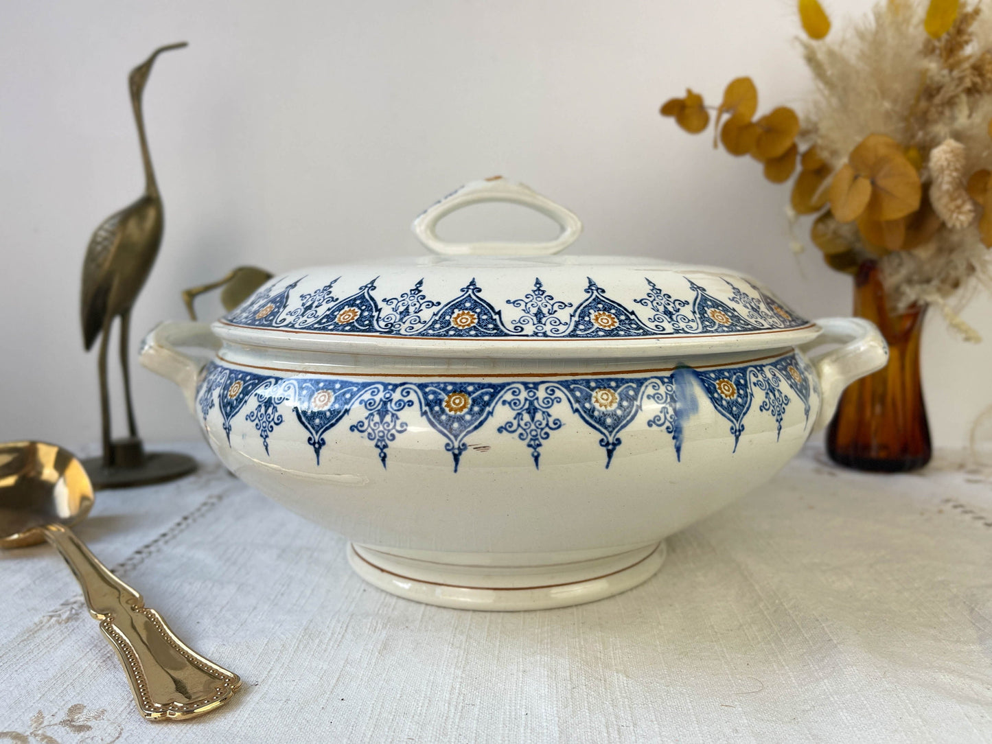 Soupière vintage Terre de fer Saint Amand motif bleu orange - violn.fr