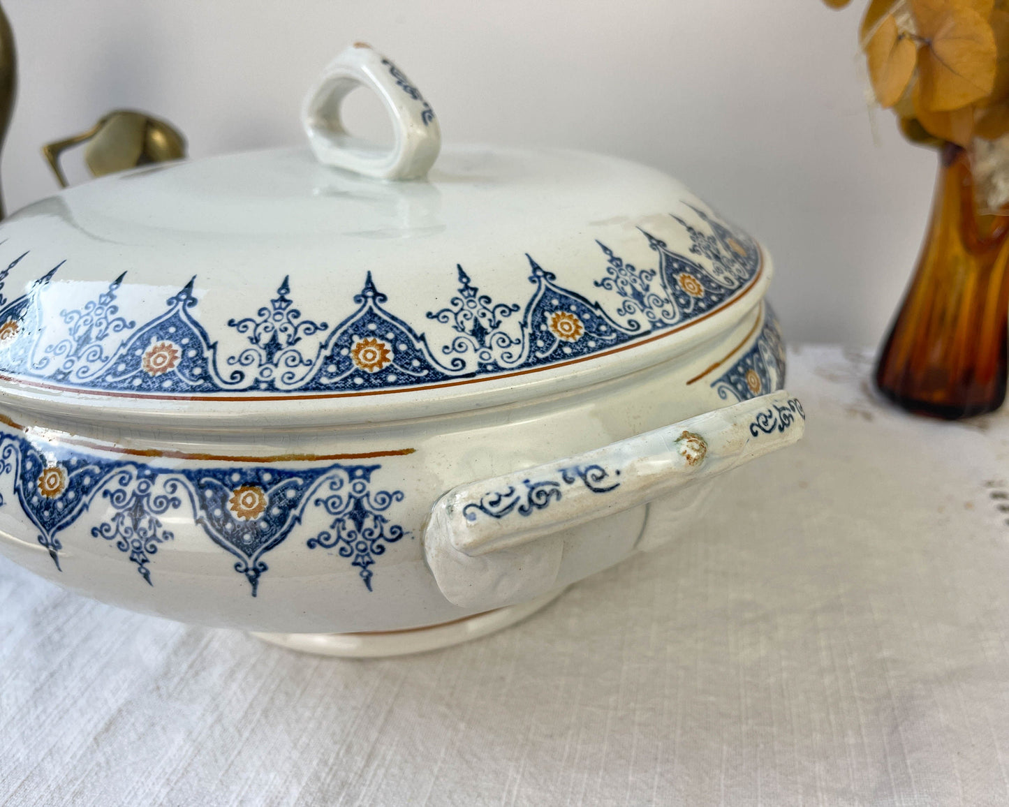 Soupière vintage Terre de fer Saint Amand motif bleu orange - violn.fr