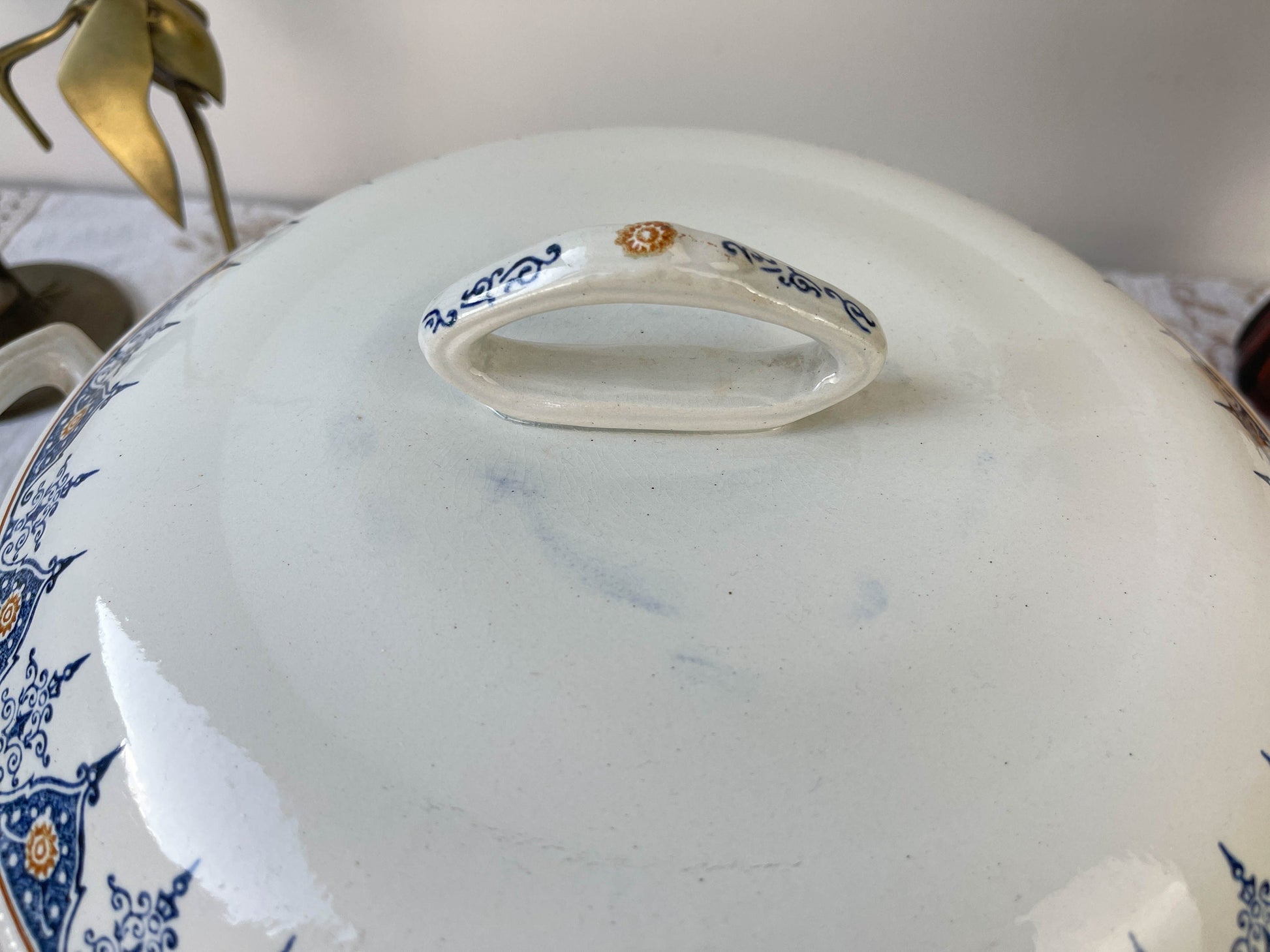 Soupière vintage Terre de fer Saint Amand motif bleu orange - violn.fr