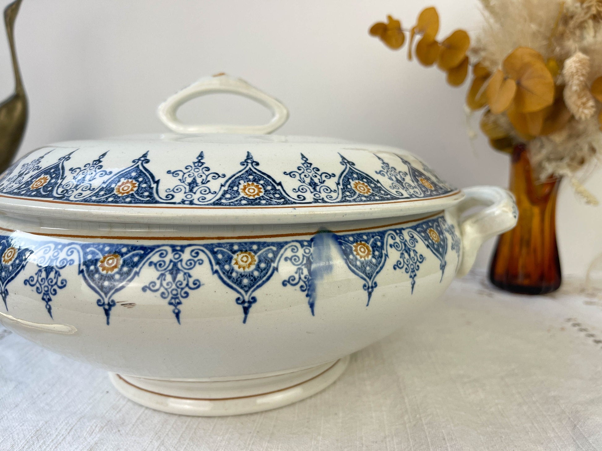 Soupière vintage Terre de fer Saint Amand motif bleu orange - violn.fr