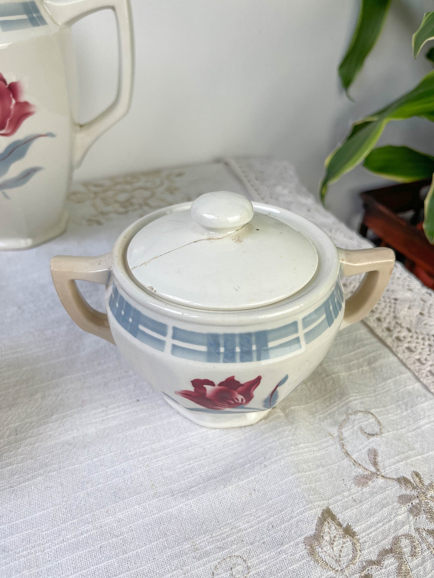 Vintage SARREGUEMINES tea set in flowered earthenware, TROYES model