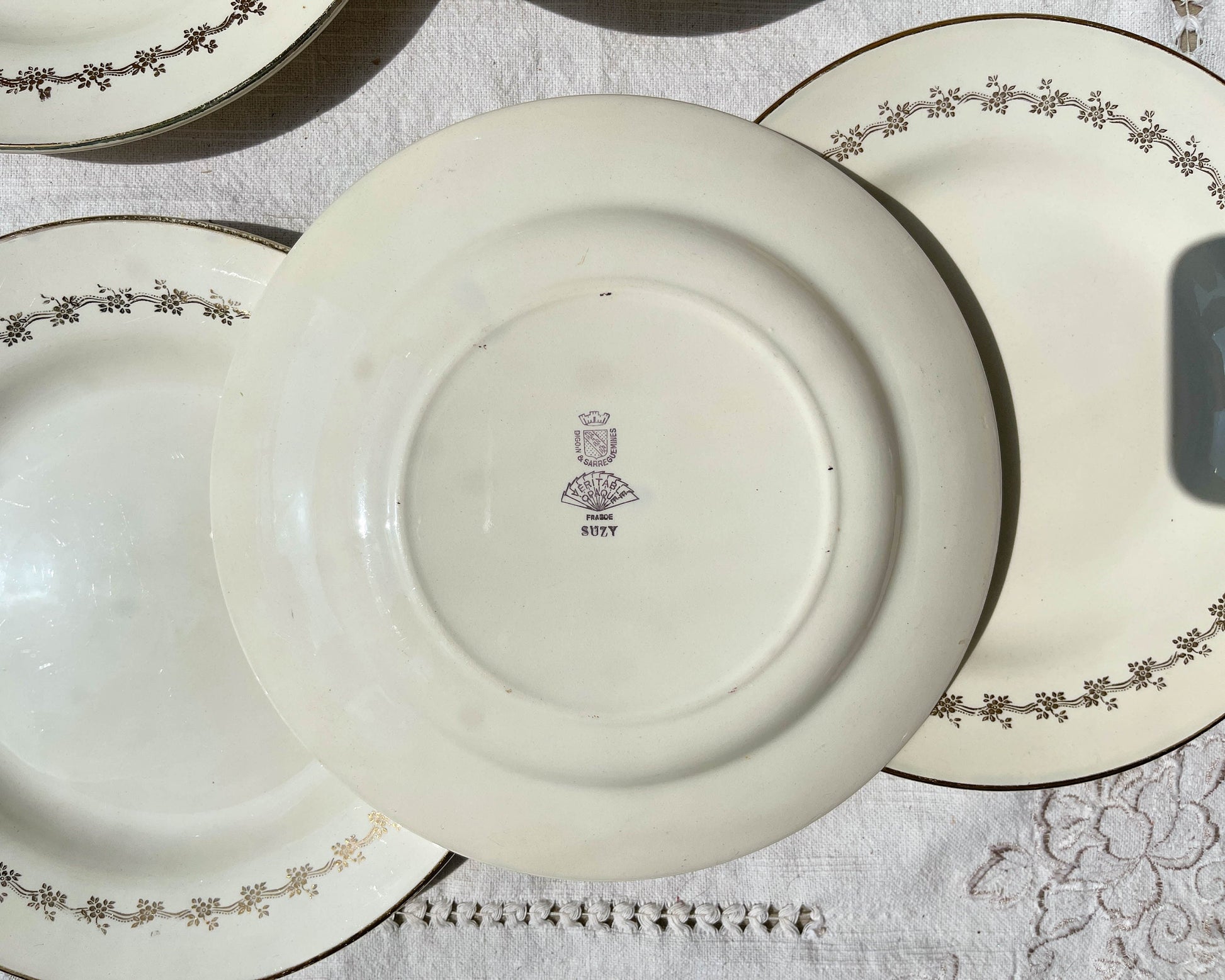 6 Assiettes plates en porcelaine opaque DIGOIN modèle SUZY - violn.fr