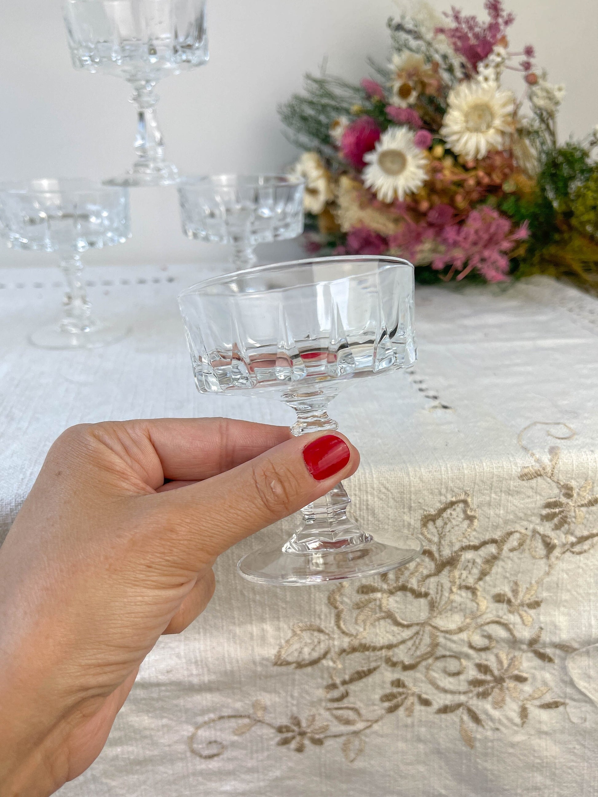 5 Coupes à liqueurs Cristal D'Arques modèle Louvre - violn.fr