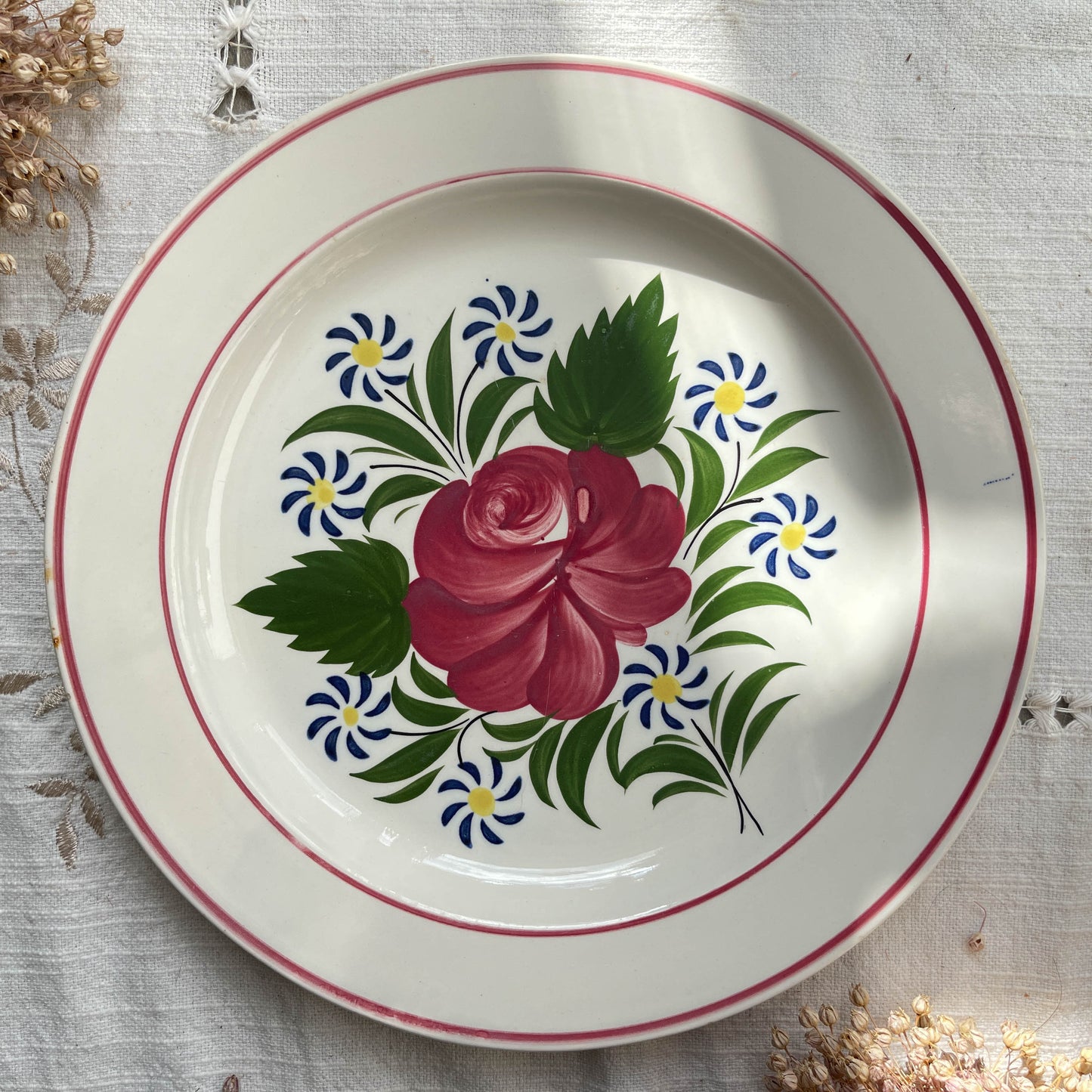 6 Assiettes vintage dépareillées motif fleuri Sareguemines Badonvillier Moulin des Loups