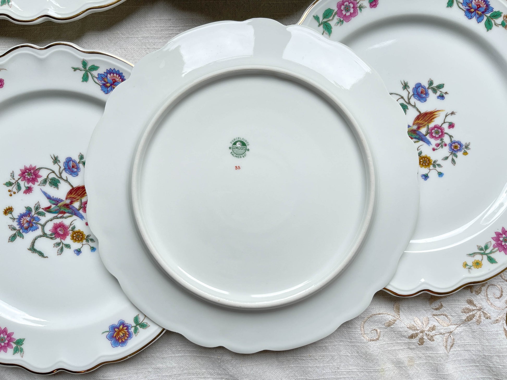 6 Assiettes plates vintage Française porcelaine Limoges motif oiseau de paradis et fleurs