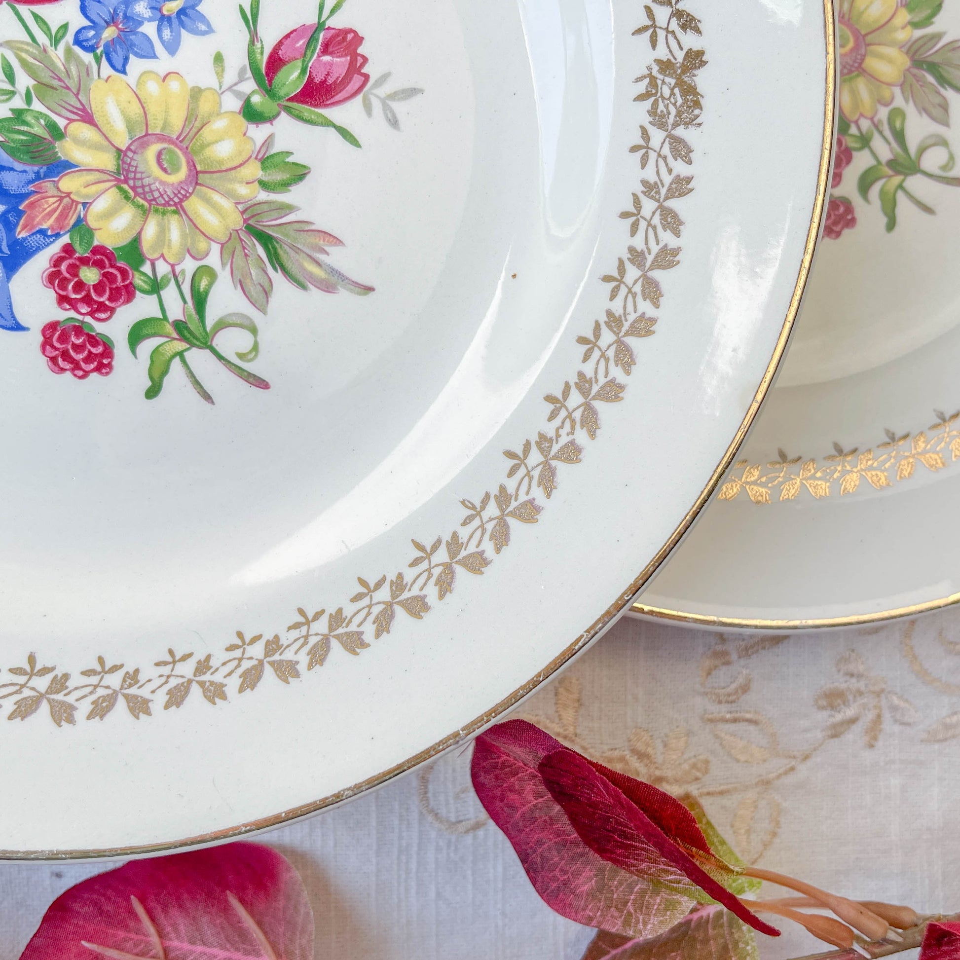 6 Assiettes plates en porcelaine vintage motif fleuri Sarreguemines 5261 -Vaisselle vintage fleurie -Vaisselle Française Assiettes-vintage