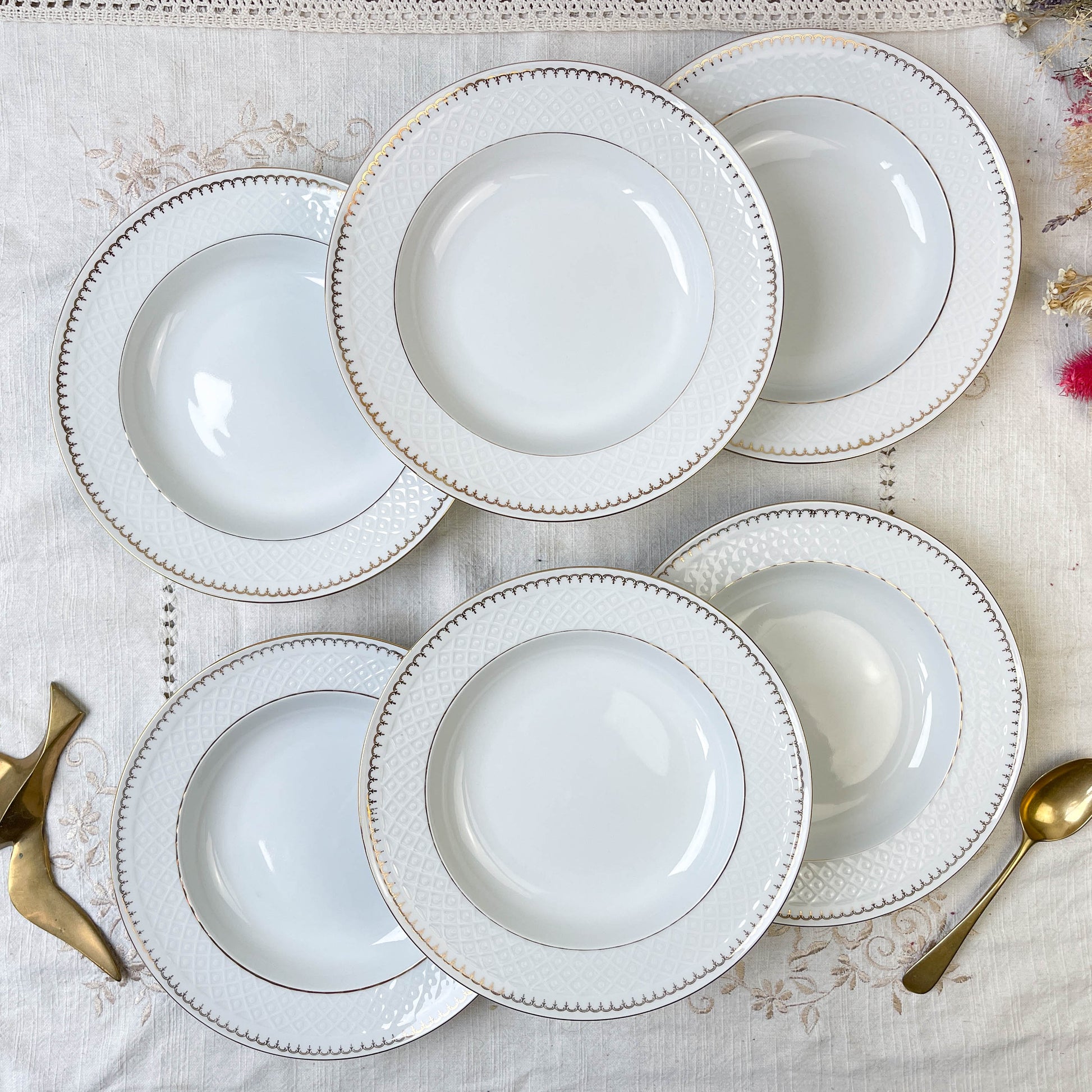 6 Assiettes creuses porcelaine blanche dorée BAVARIA modèle "Annabell"