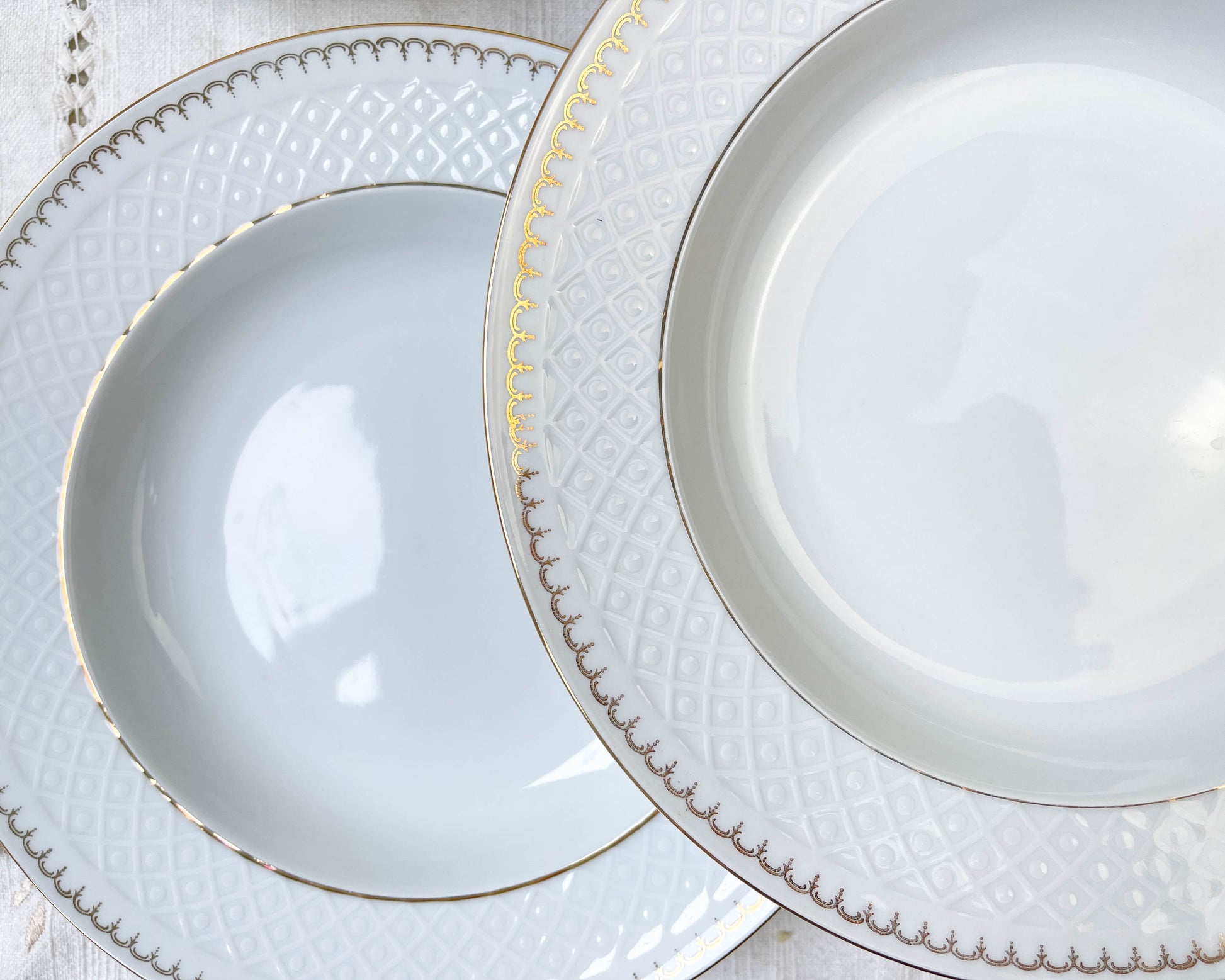6 Assiettes creuses porcelaine blanche dorée BAVARIA modèle "Annabell"