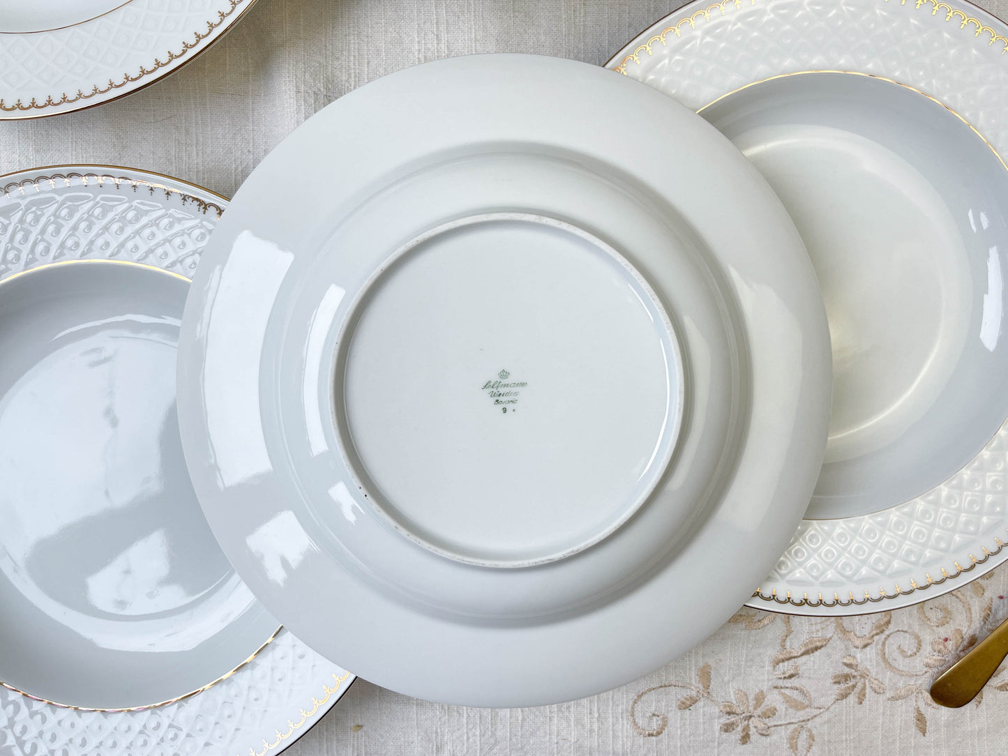 6 Assiettes creuses porcelaine blanche dorée BAVARIA modèle "Annabell"