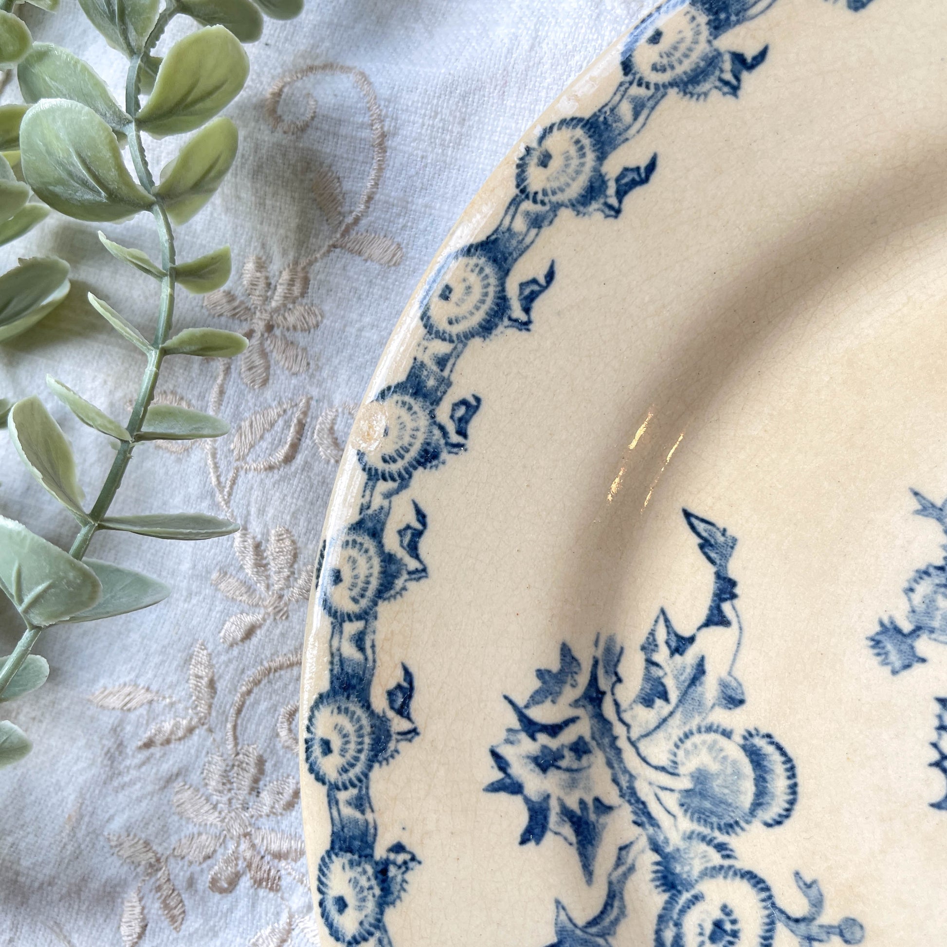 4 Assiettes Terre de fer GIEN Chardon + 4 Petites assiettes dépareillées grès TULOWICE