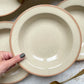 6 Assiettes creuses en grès beige moucheté style Tulowice Poland 1970