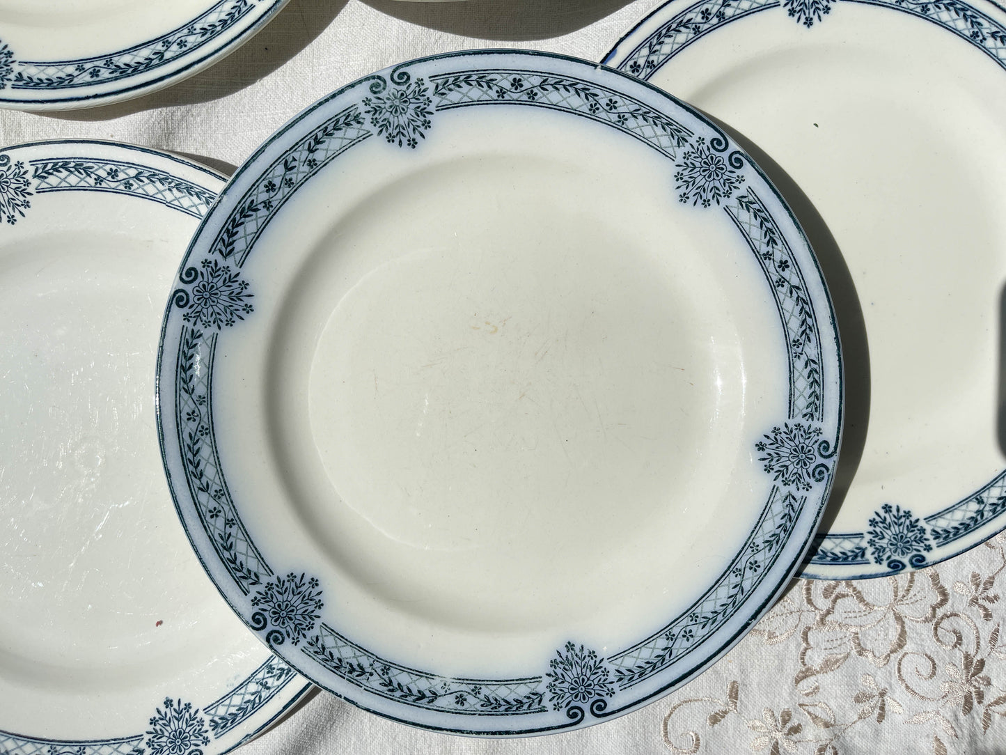 6 Assiettes plates Terre de fer bleue Salins modèle Arbois Ennege