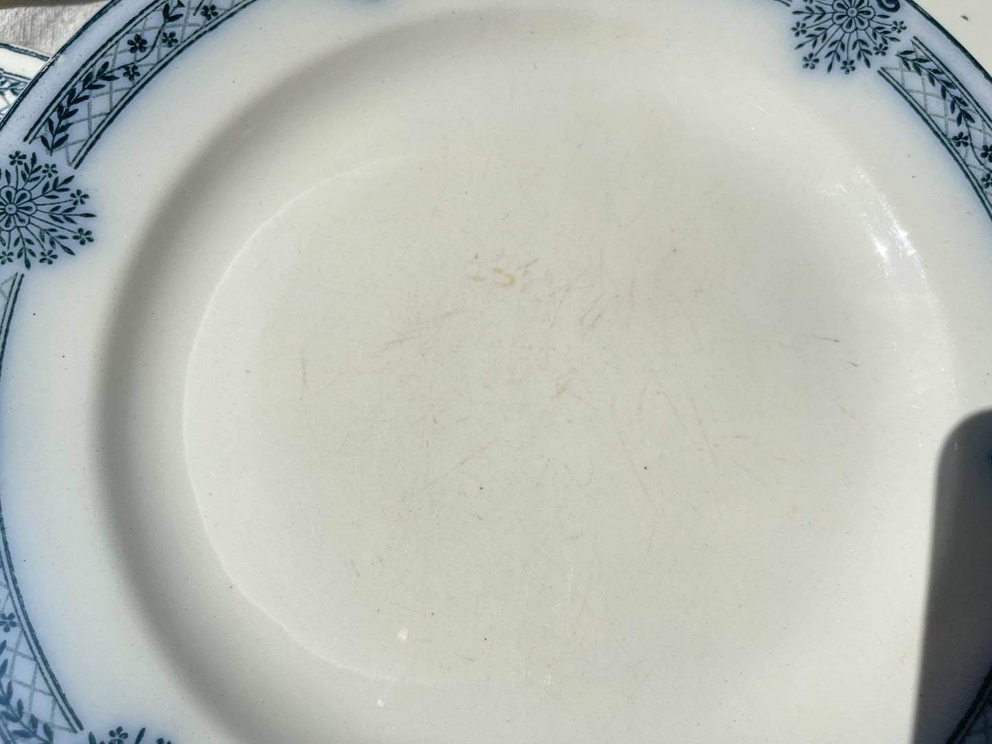 6 Assiettes plates Terre de fer bleue Salins modèle Arbois Ennege