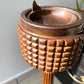 Cendrier sur pied en bois sculpté vintage