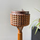 Cendrier sur pied en bois sculpté vintage