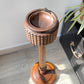 Cendrier sur pied en bois sculpté vintage