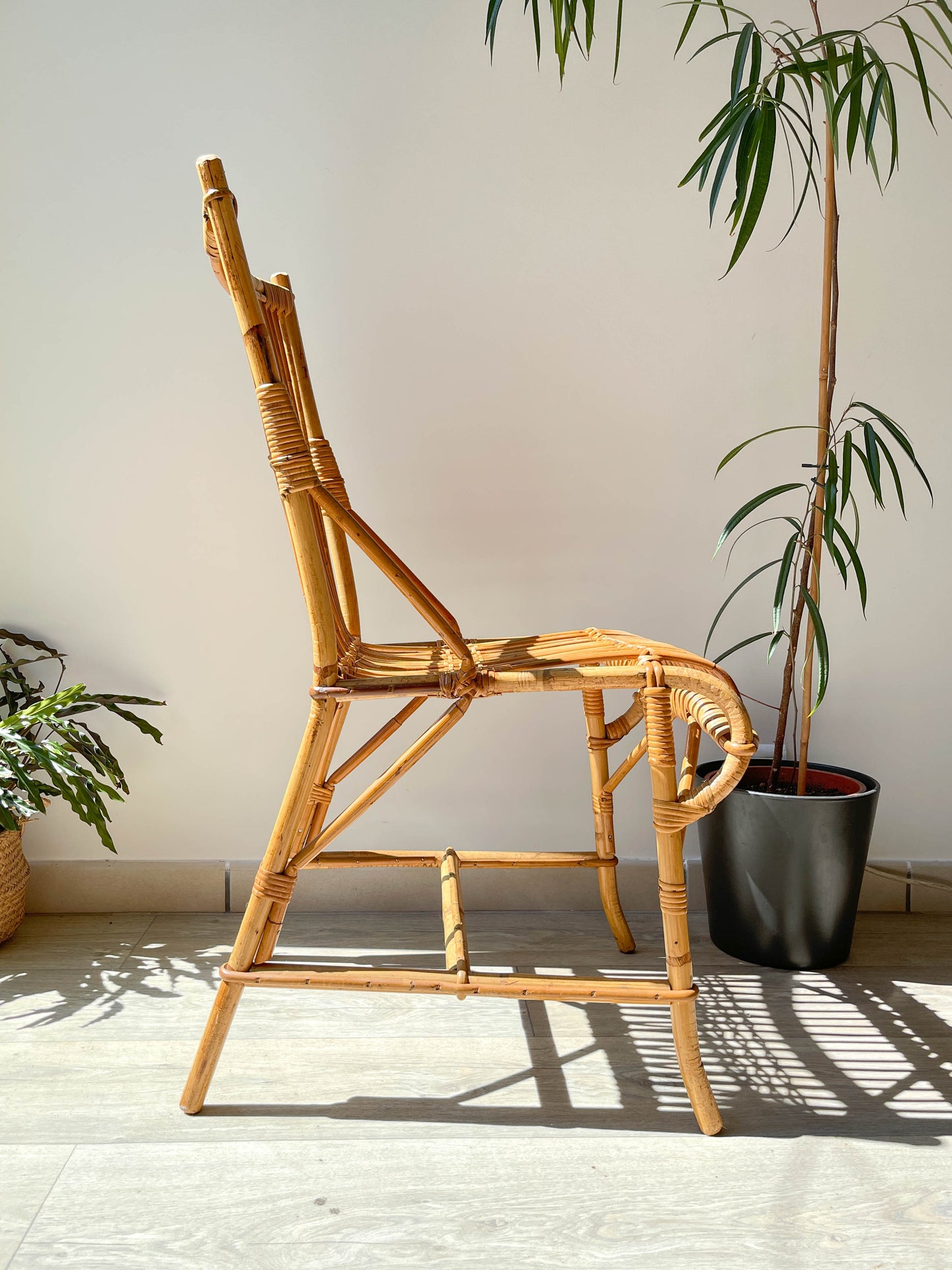Chaise en rotin vintage 1970