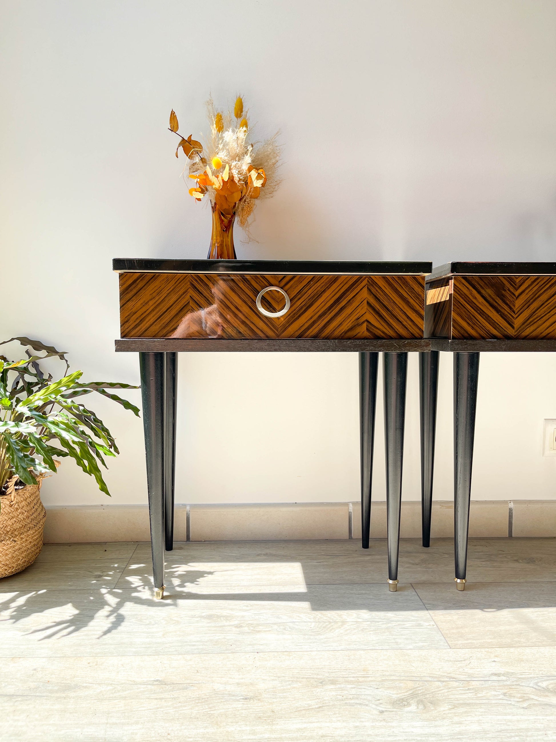 Table de chevet vintage en Formica, 1960
