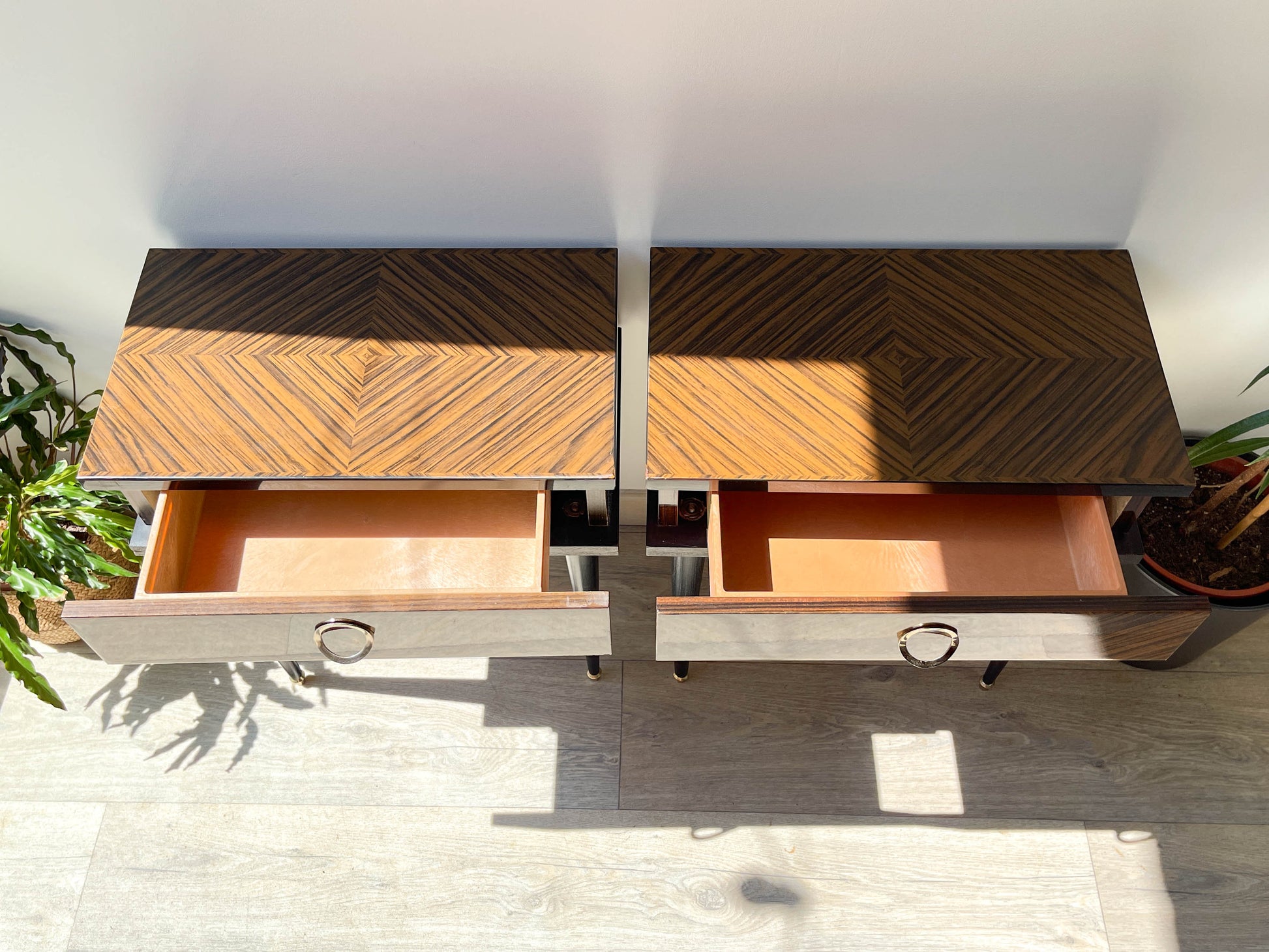 Table de chevet vintage en Formica, 1960