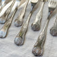 10 Fourchettes vintage en métal style Rocaille