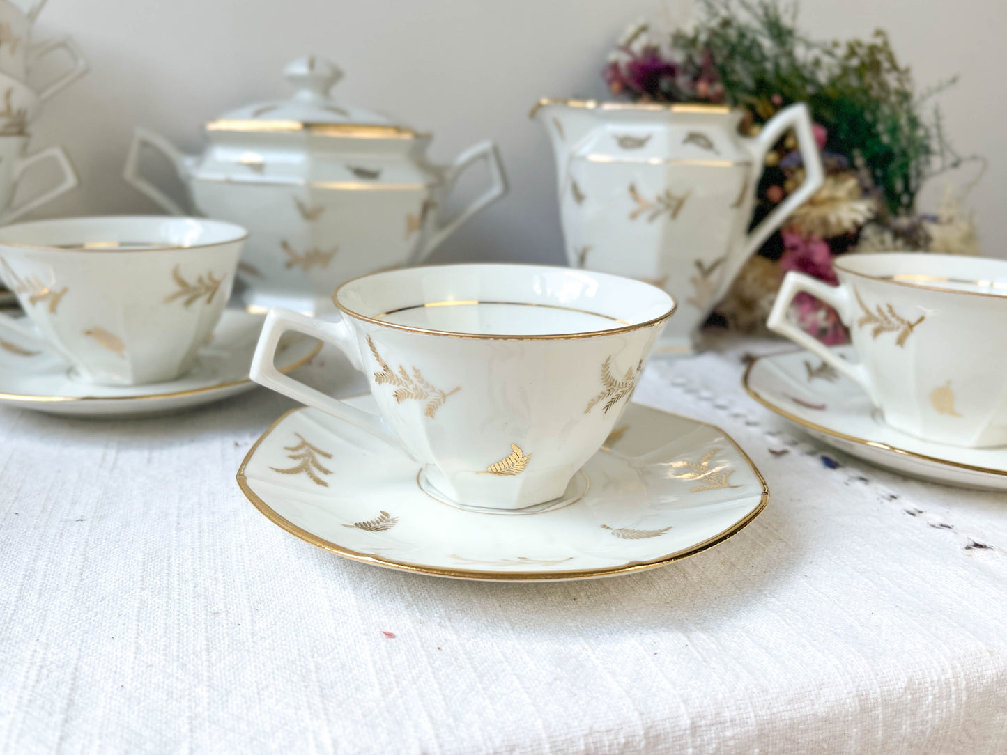 Service à thé/café vintage en porcelaine blanche doré LIMOGES
