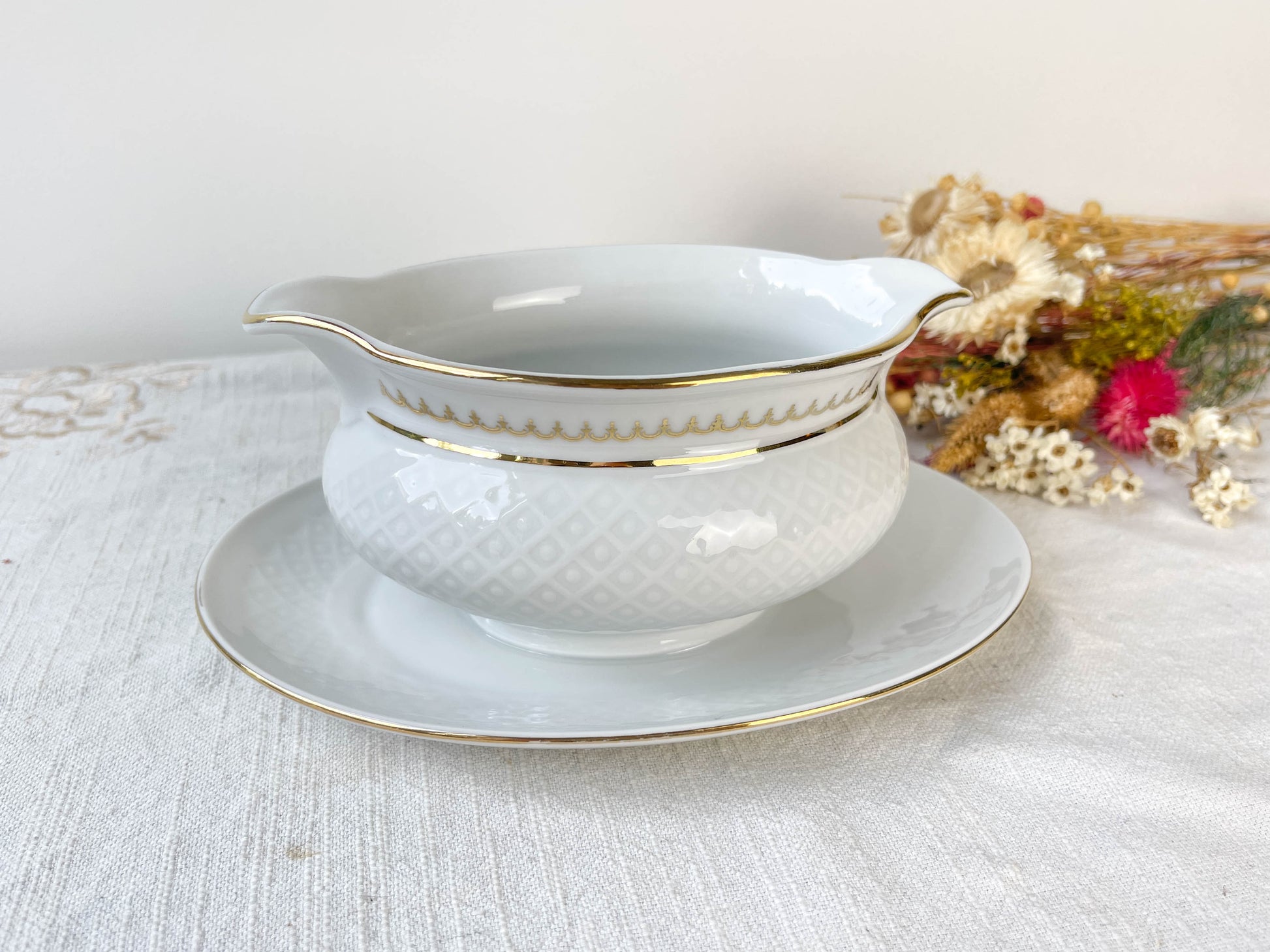 Saucière porcelaine blanche dorée BAVARIA modèle "Annabell"