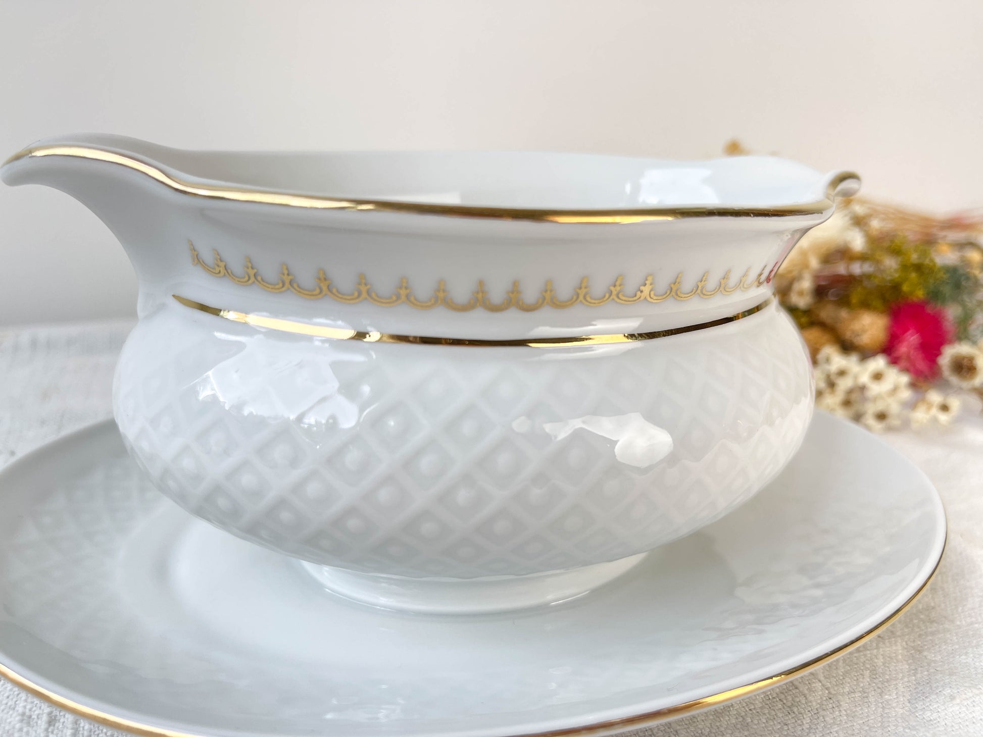 Saucière porcelaine blanche dorée BAVARIA modèle "Annabell"
