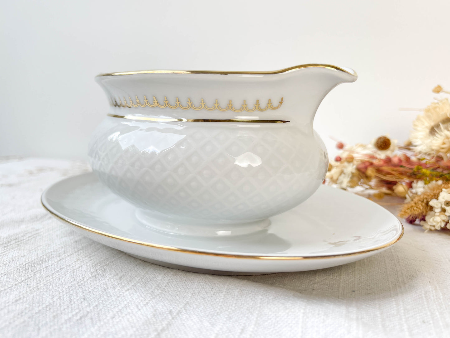 Saucière porcelaine blanche dorée BAVARIA modèle "Annabell"