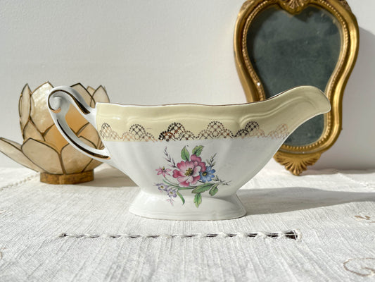 Saucière porcelaine vintage fleuri blanche jaune doré L'Amandinoise 38754 France 1950s