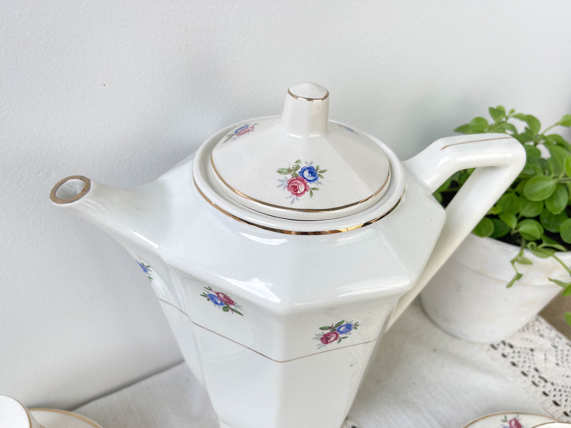 Service à thé vintage en porcelaine fleurie DIGOIN SARREGUEMINES